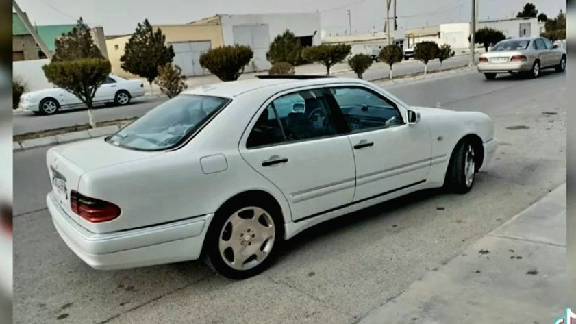 mersedes diska 111 TMT - Aşgabat - img 1