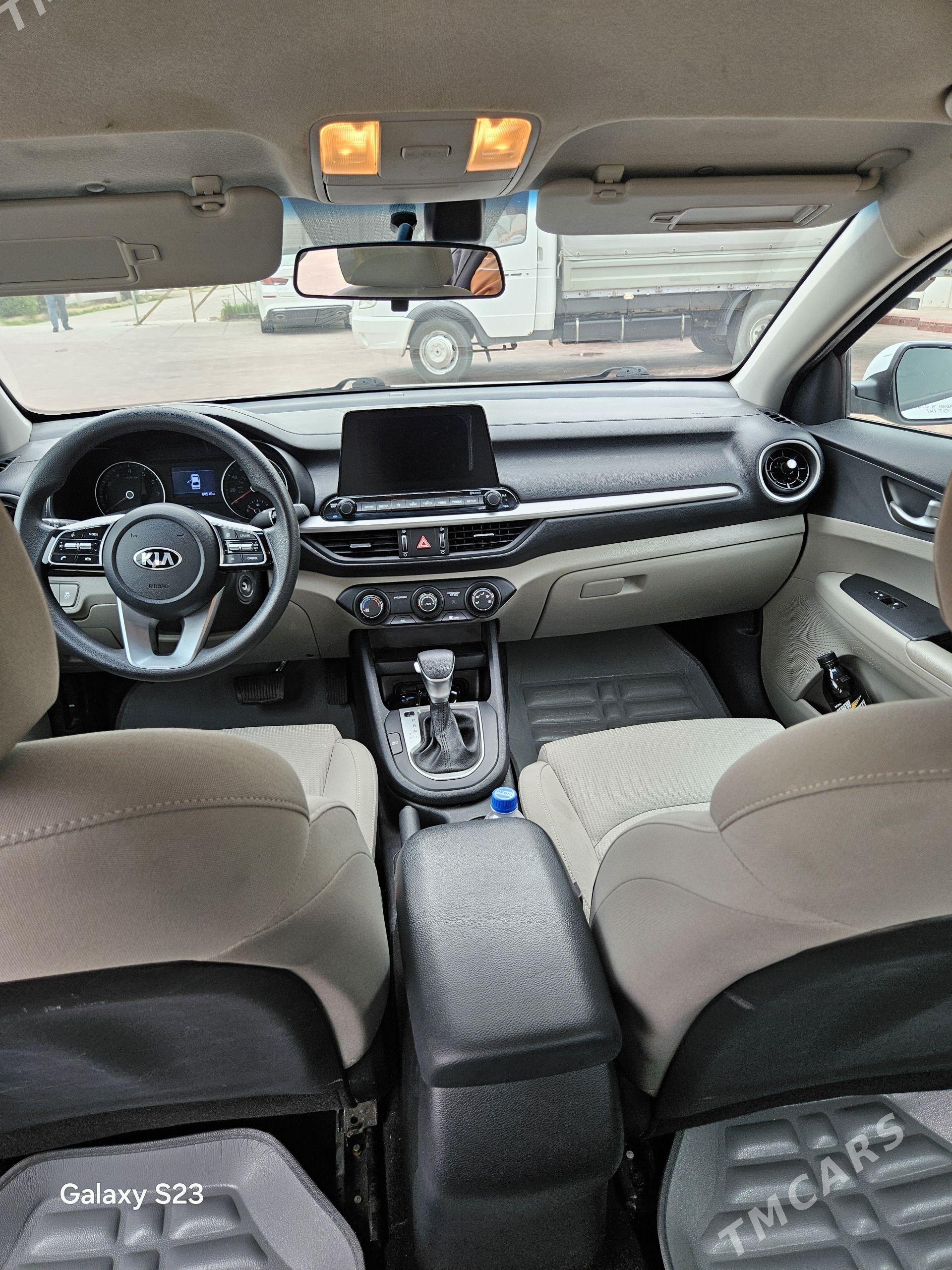 Kia Forte 2021 - 240 000 TMT - Мары - img 1
