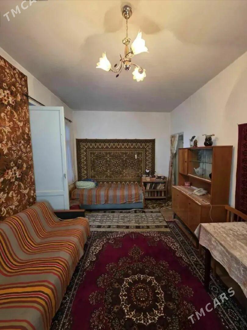 Yerewanski 1 kom 4 etaj - Aşgabat - img 1