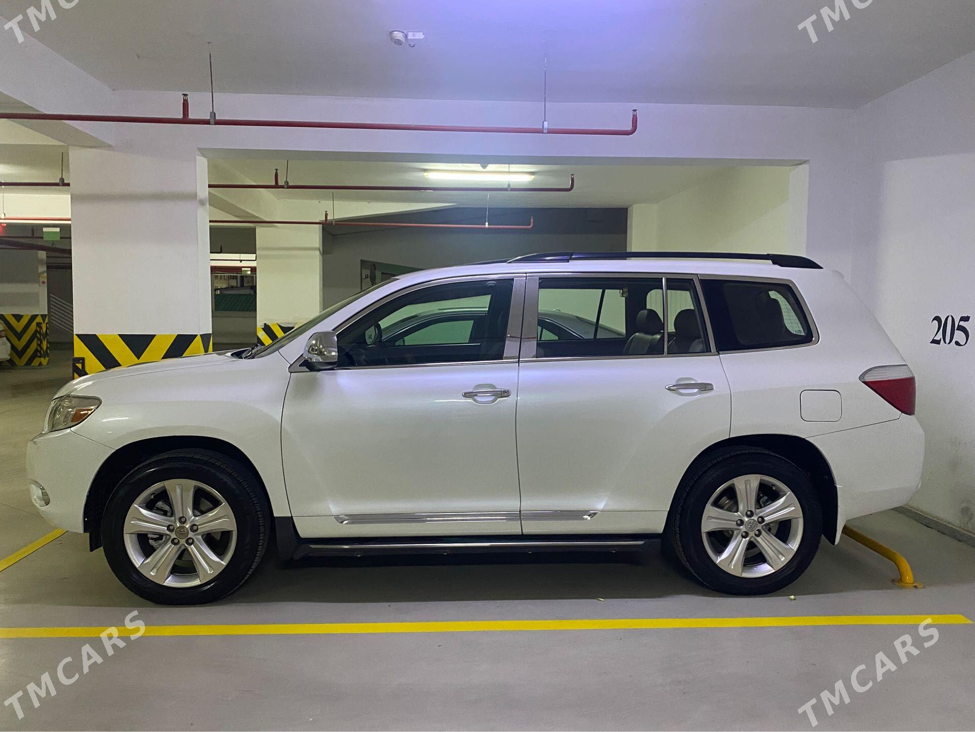 Toyota Highlander 2010 - 345 000 TMT - Aşgabat - img 1
