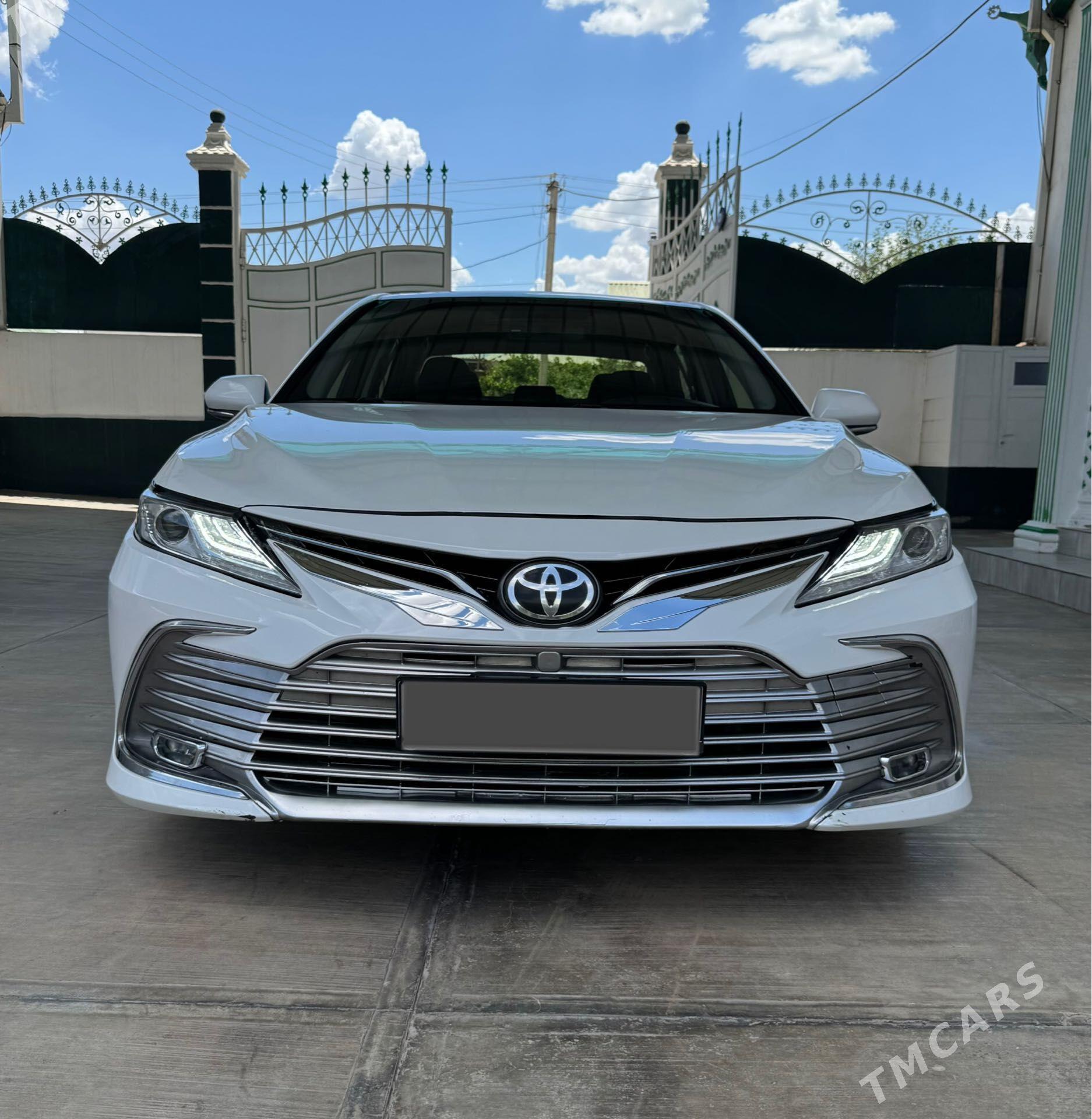 Toyota Camry 2021 - 290 000 TMT - Aşgabat - img 1