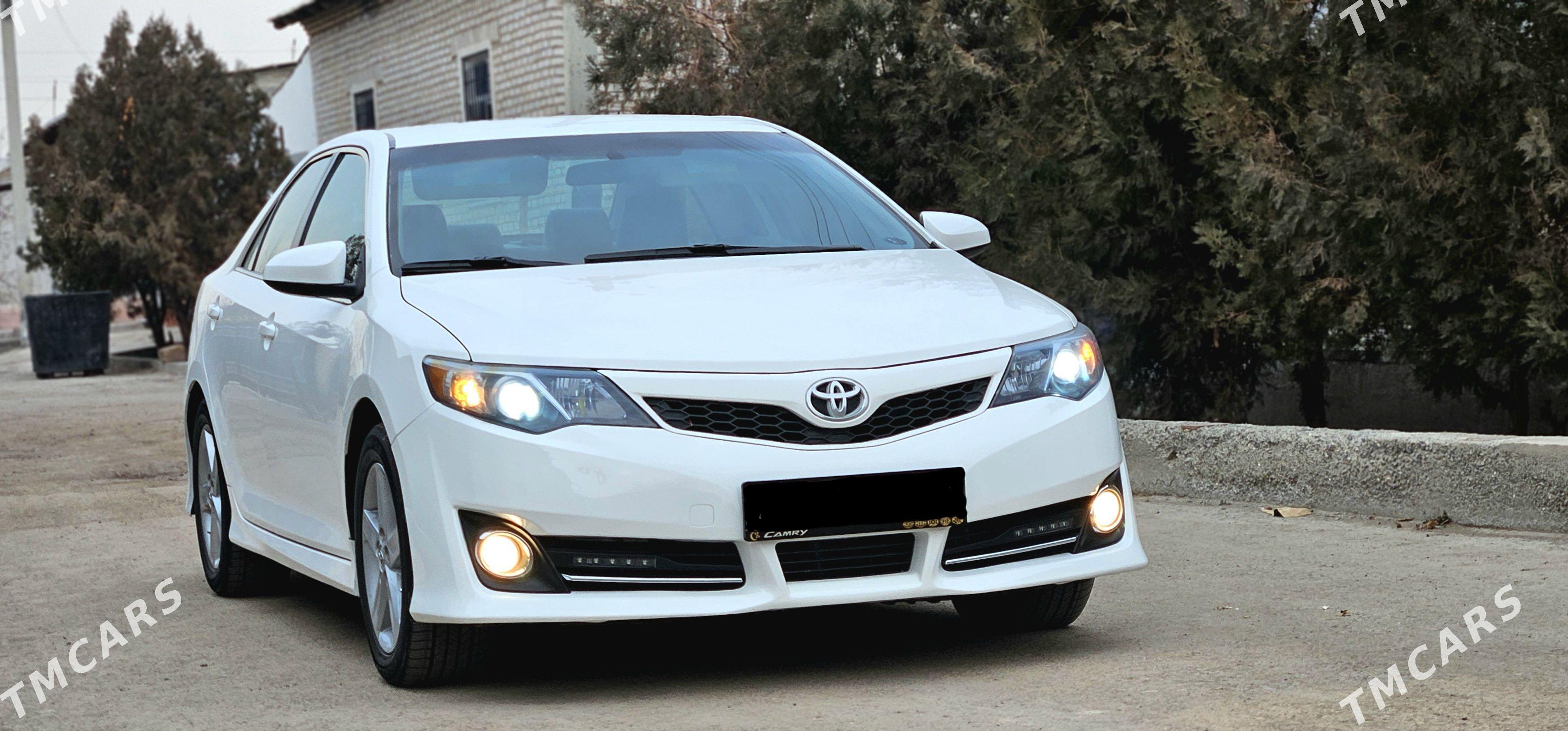 Toyota Camry 2013 - 250 000 TMT - Daşoguz - img 1