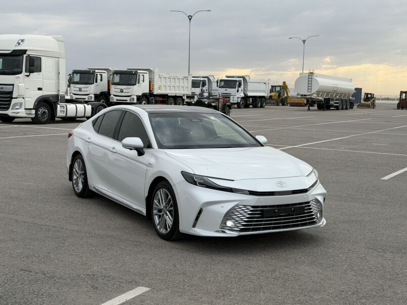 Toyota Camry 2025 - 745 000 TMT - Ашхабад - img 1