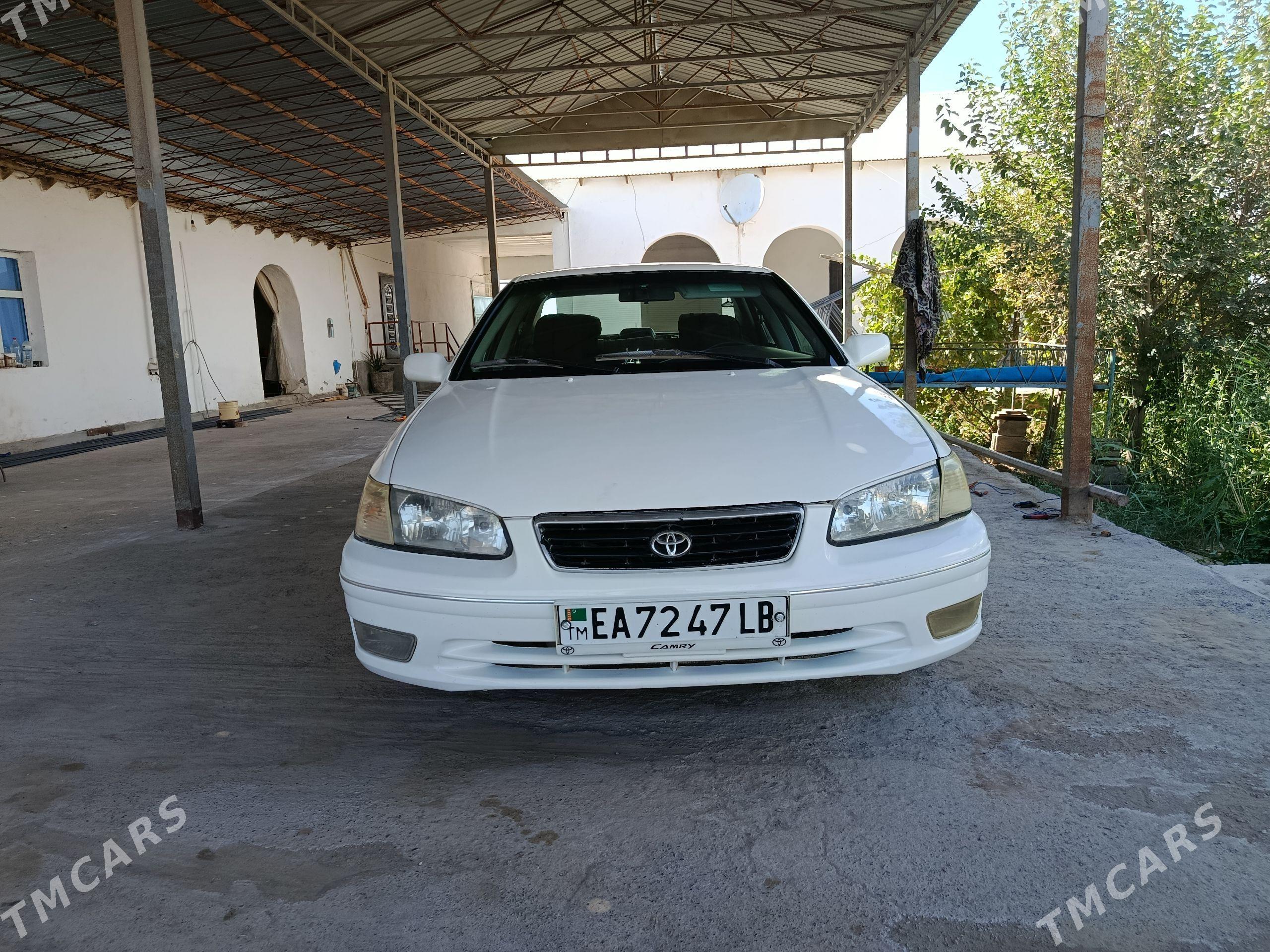 Toyota Camry 1999 - 120 000 TMT - Керки - img 1