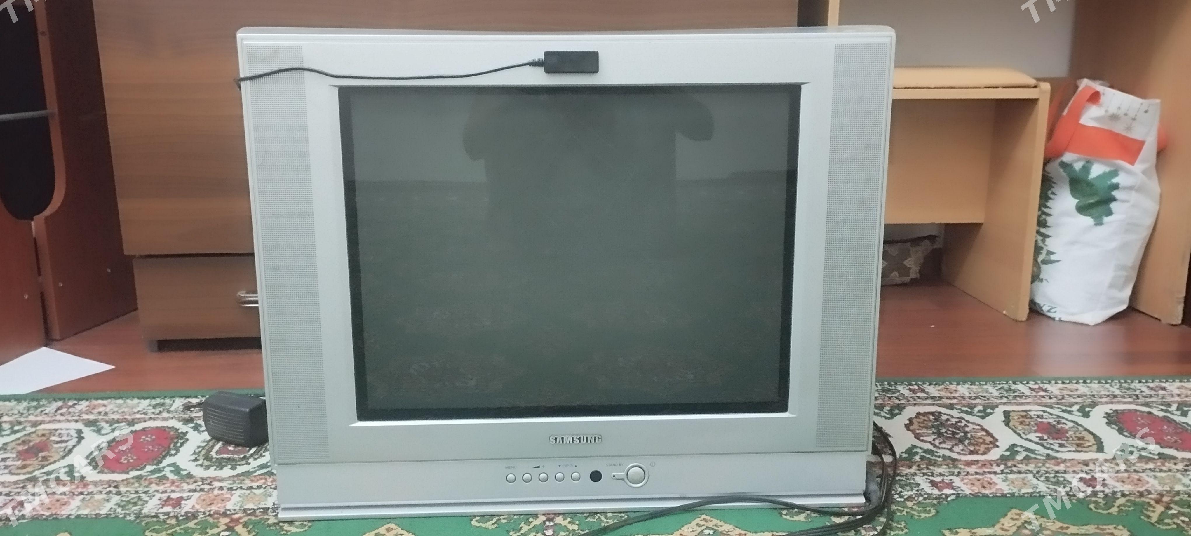 Telewizor - Parahat 8 - img 1