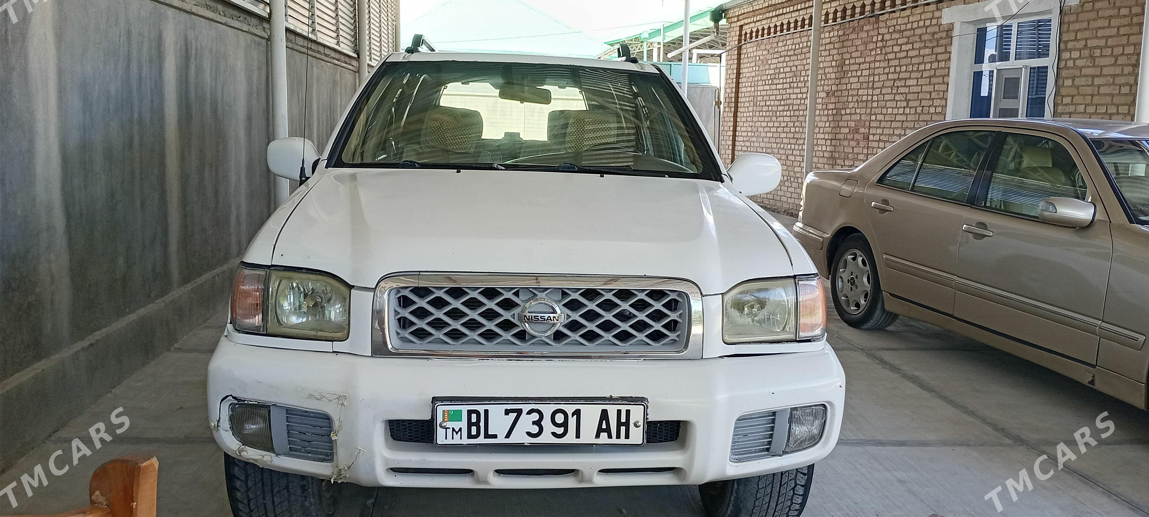 Nissan Pathfinder 2002 - 100 000 TMT - Bäherden - img 1