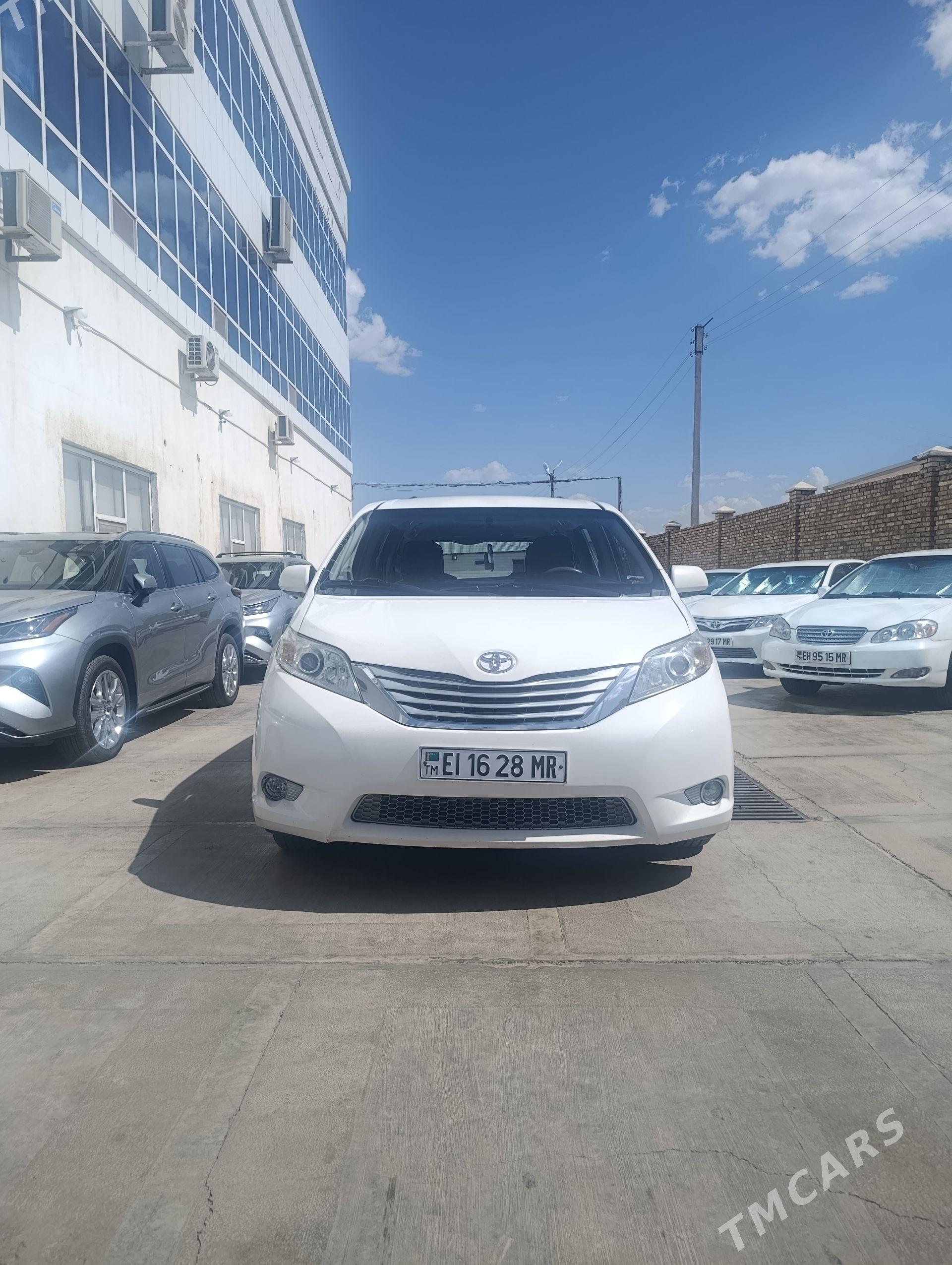 Toyota Sienna 2015 - 365 000 TMT - Mary - img 1