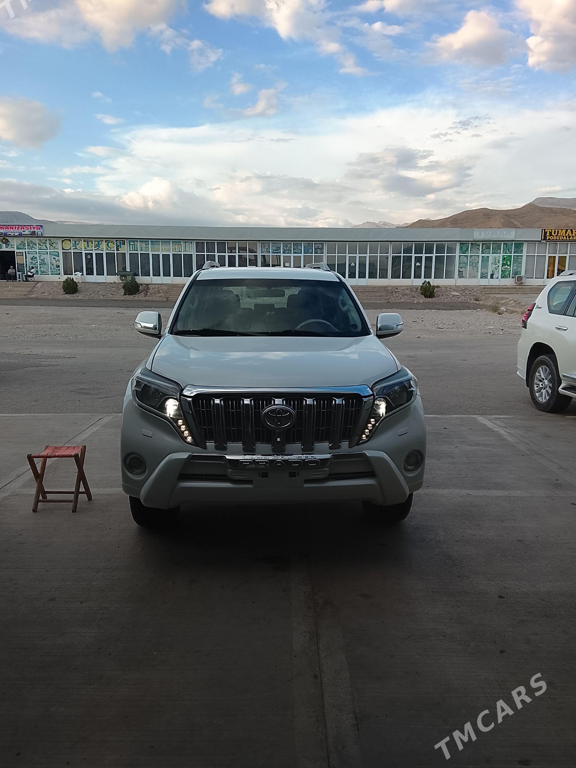 Toyota Land Cruiser Prado 2014 - 640 000 TMT - Туркменбаши - img 1