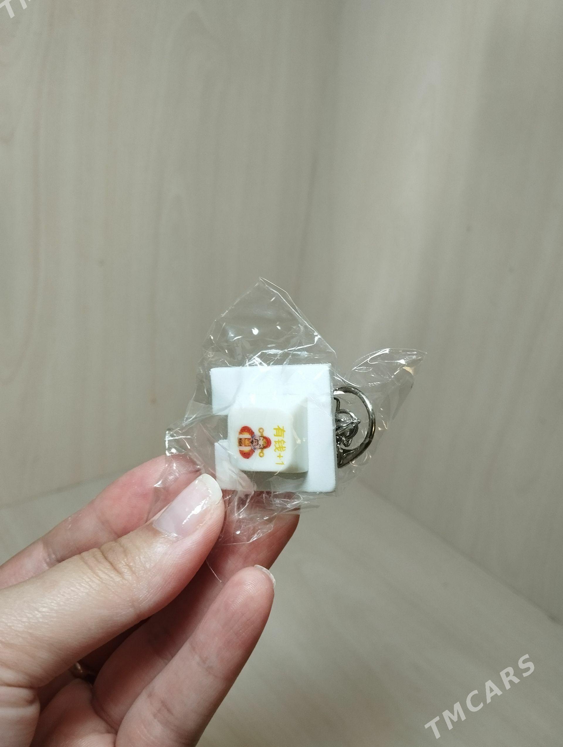 Antistress brelok cyraly - Podwoýski köç. (Bitarap Türkmenistan şaýoly) - img 1