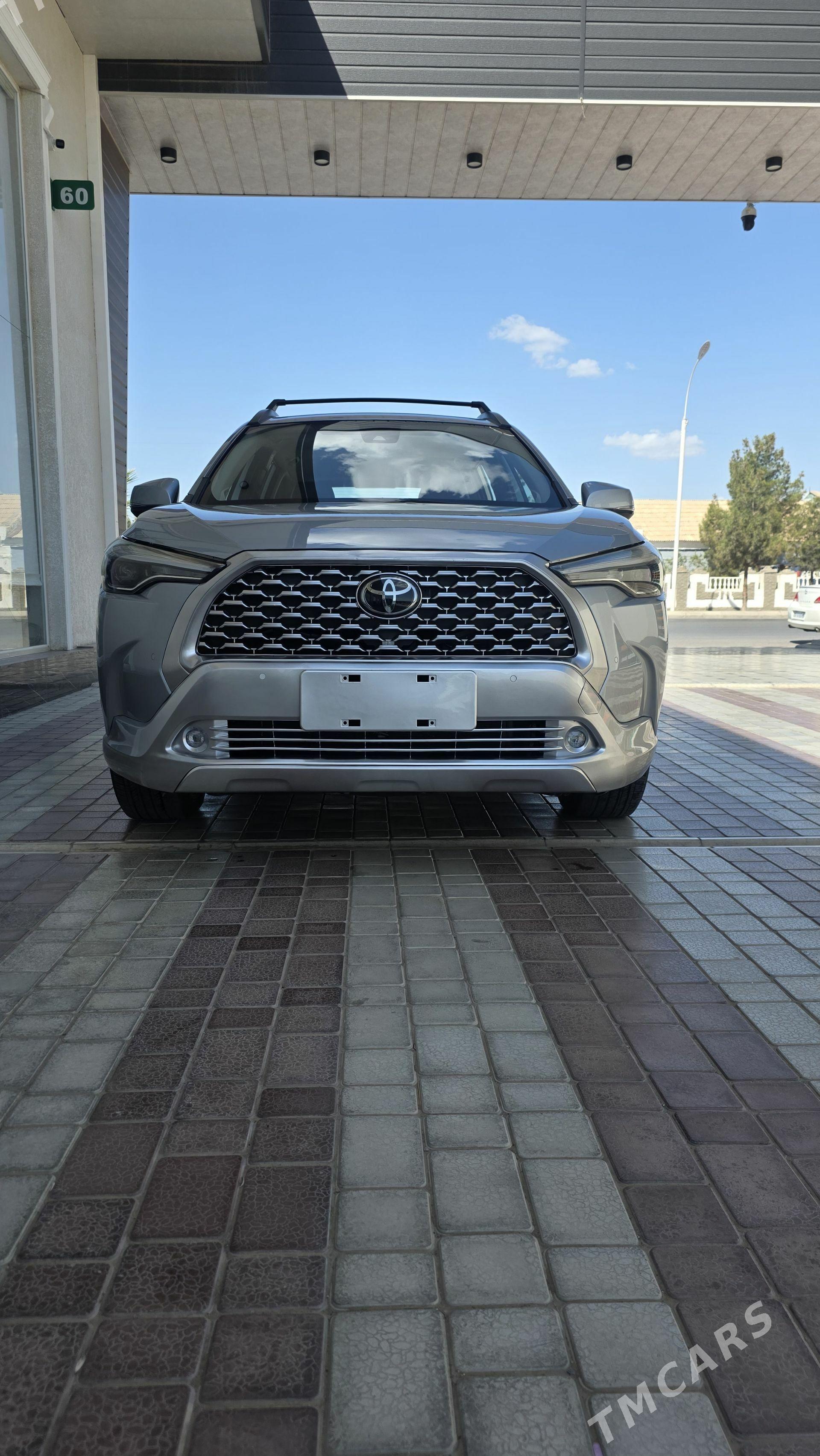 Toyota Corolla Cross 2022 - 400 000 TMT - Мары - img 1