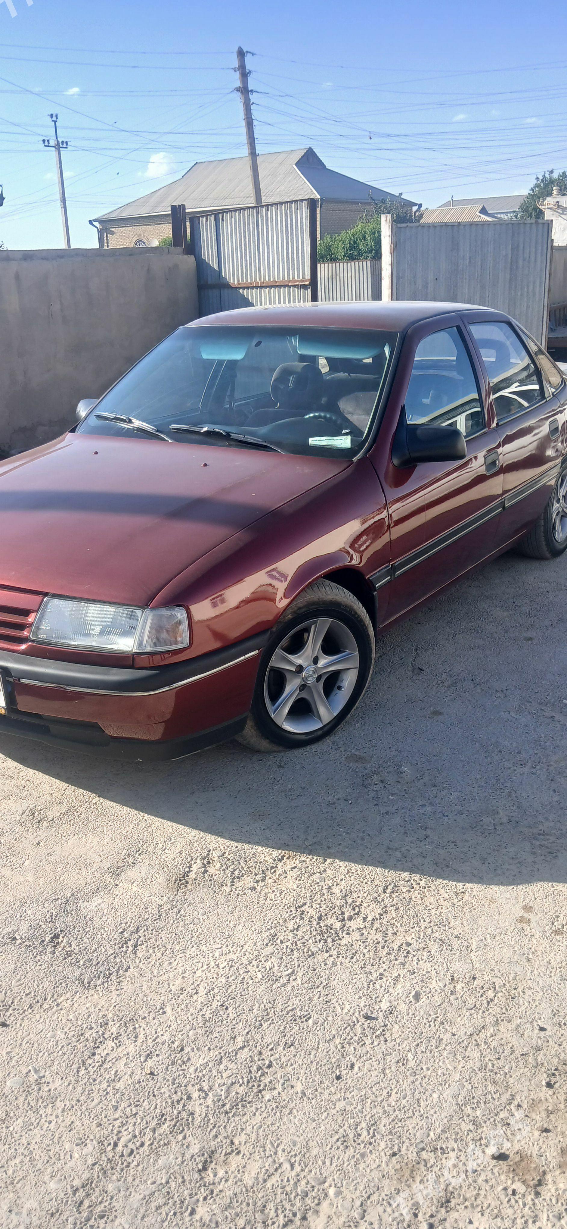 Opel Vectra 1992 - 51 000 TMT - Мары - img 1