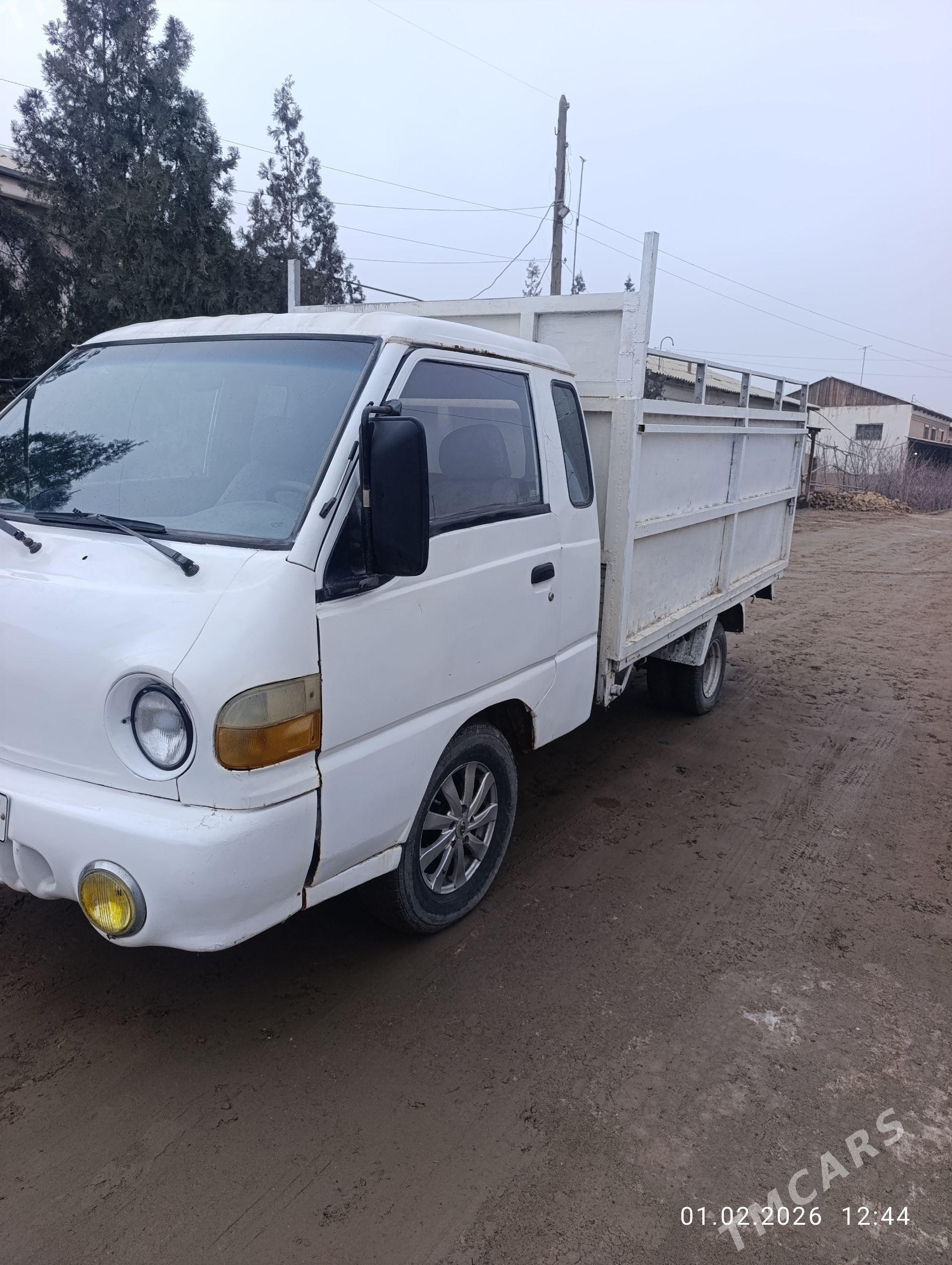 Hyundai H100 1998 - 65 000 TMT - Шабатский этрап - img 1