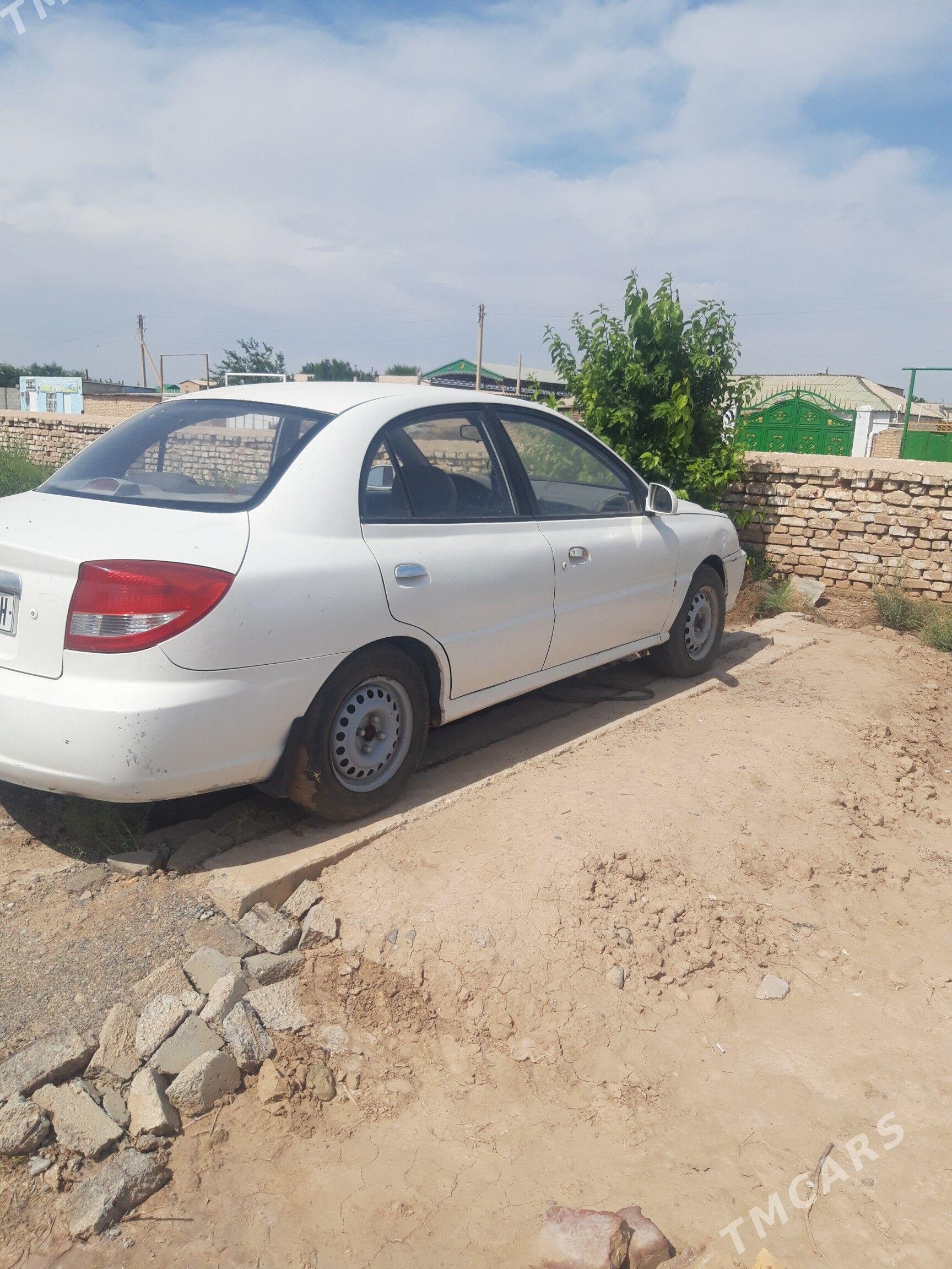 Kia Rio 2004 - 35 000 TMT - Tejen - img 1