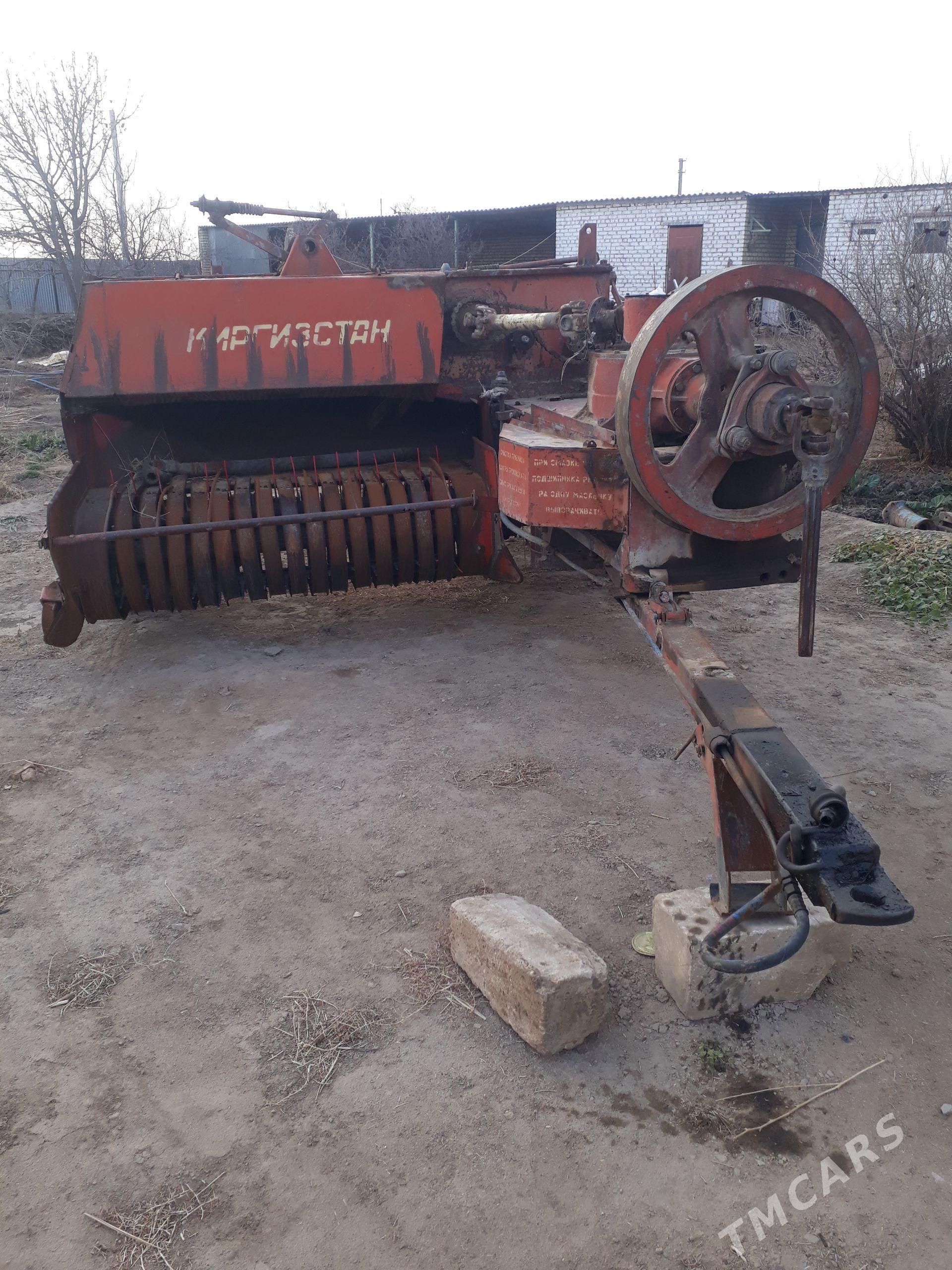 MTZ 80 1990 - 40 000 TMT - Babadaýhan - img 1