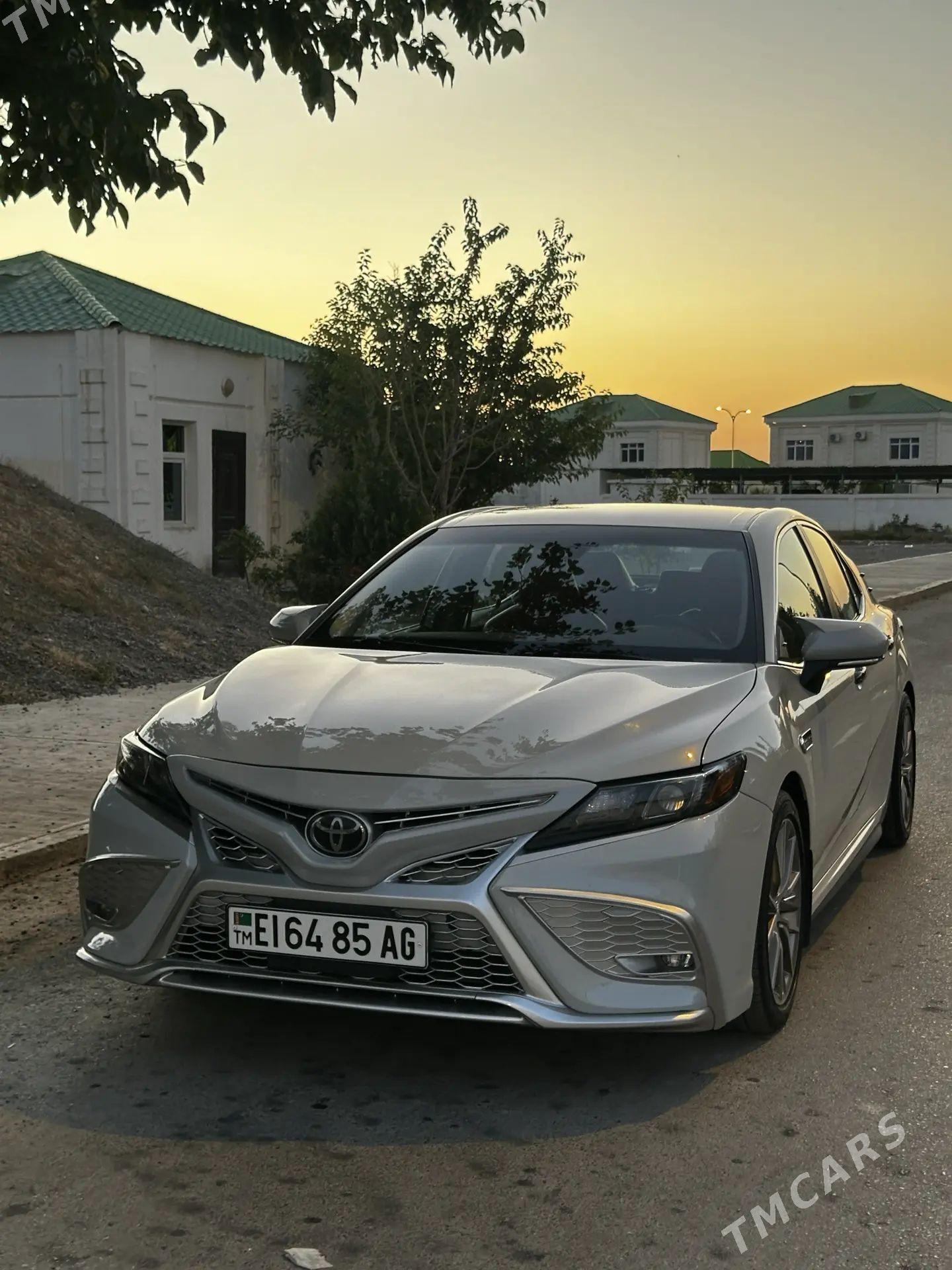 Toyota Camry 2022 - 390 000 TMT - Aşgabat - img 1