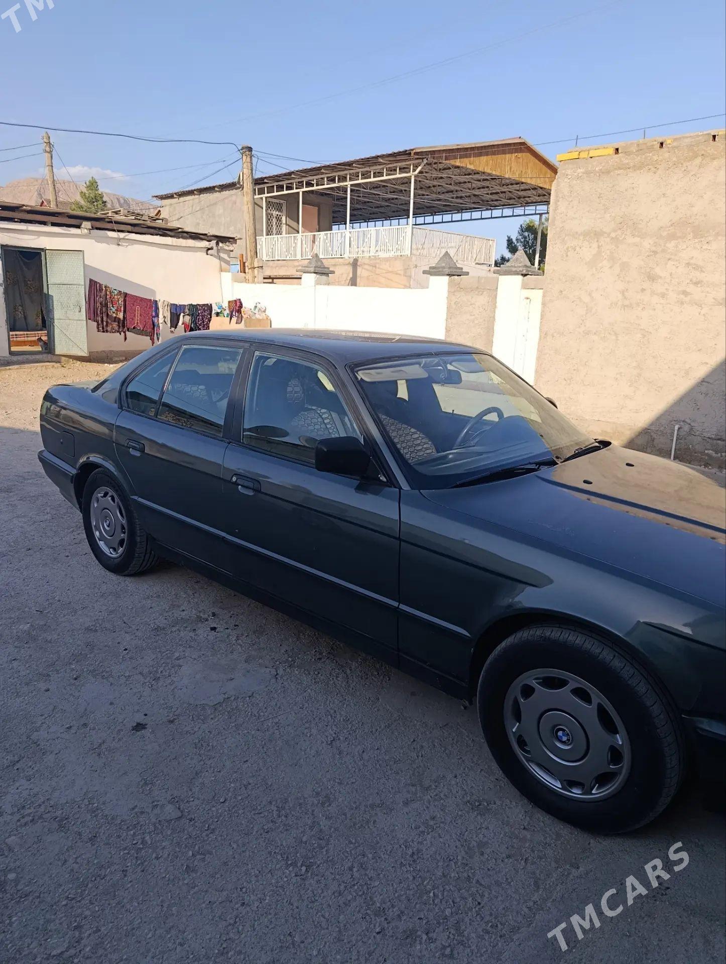 BMW 525 1990 - 48 000 TMT - Балканабат - img 1