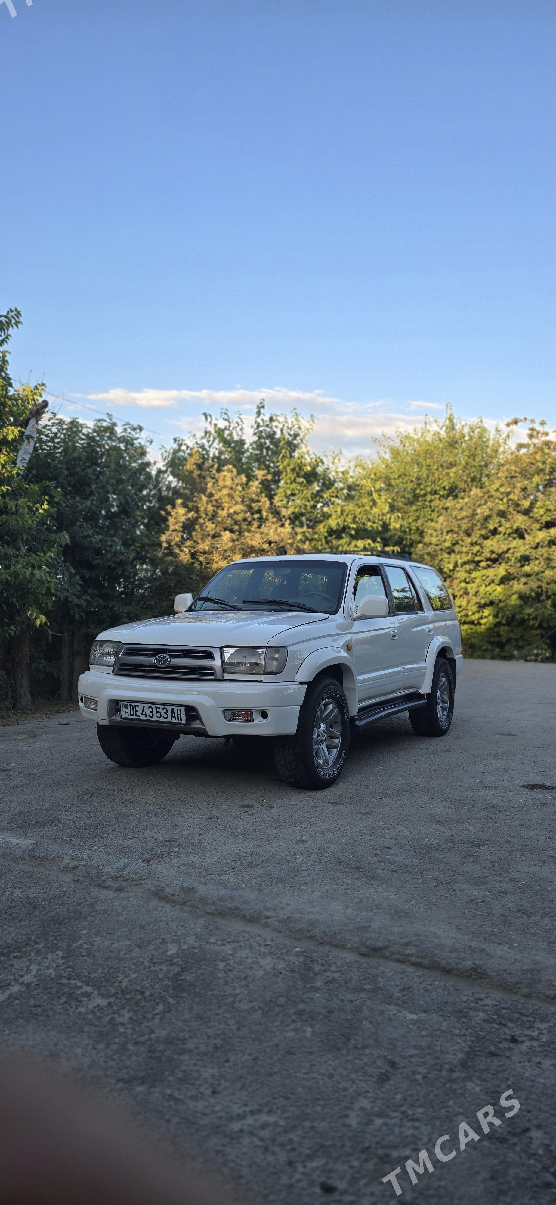 Toyota 4Runner 1998 - 82 000 TMT - Bäherden - img 1