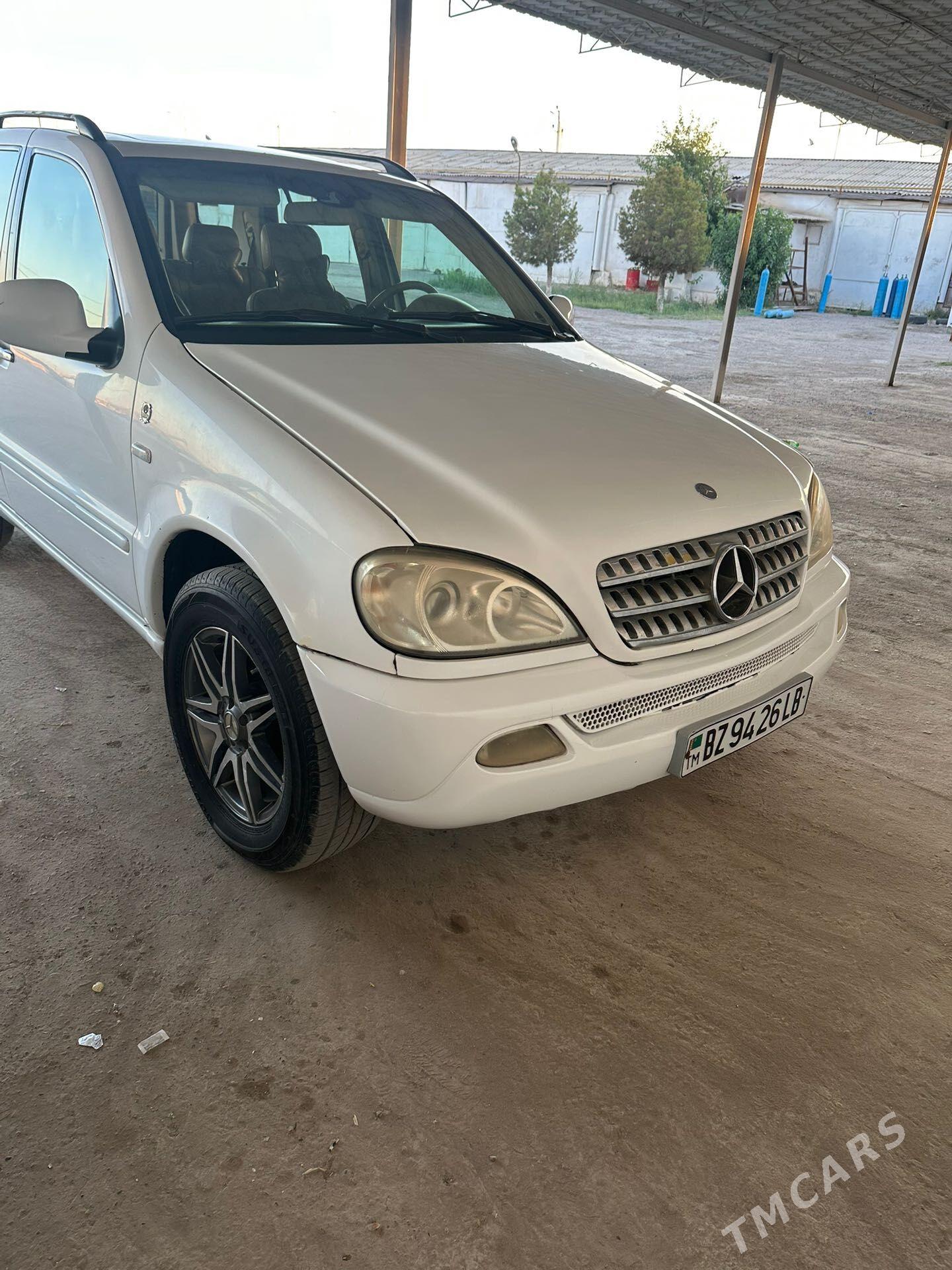 Mercedes-Benz ML400 2001 - 105 000 TMT - Türkmenabat - img 1