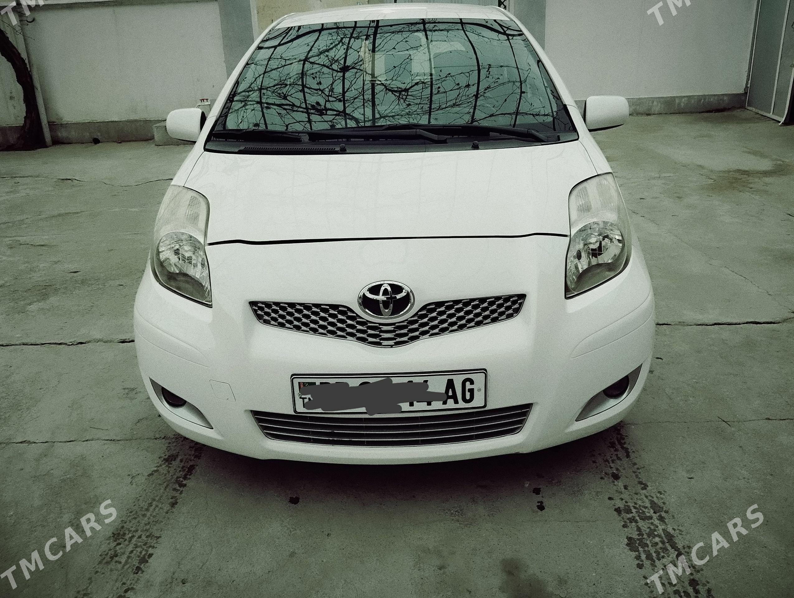 Toyota Yaris 2009 - 135 000 TMT - Багир - img 1
