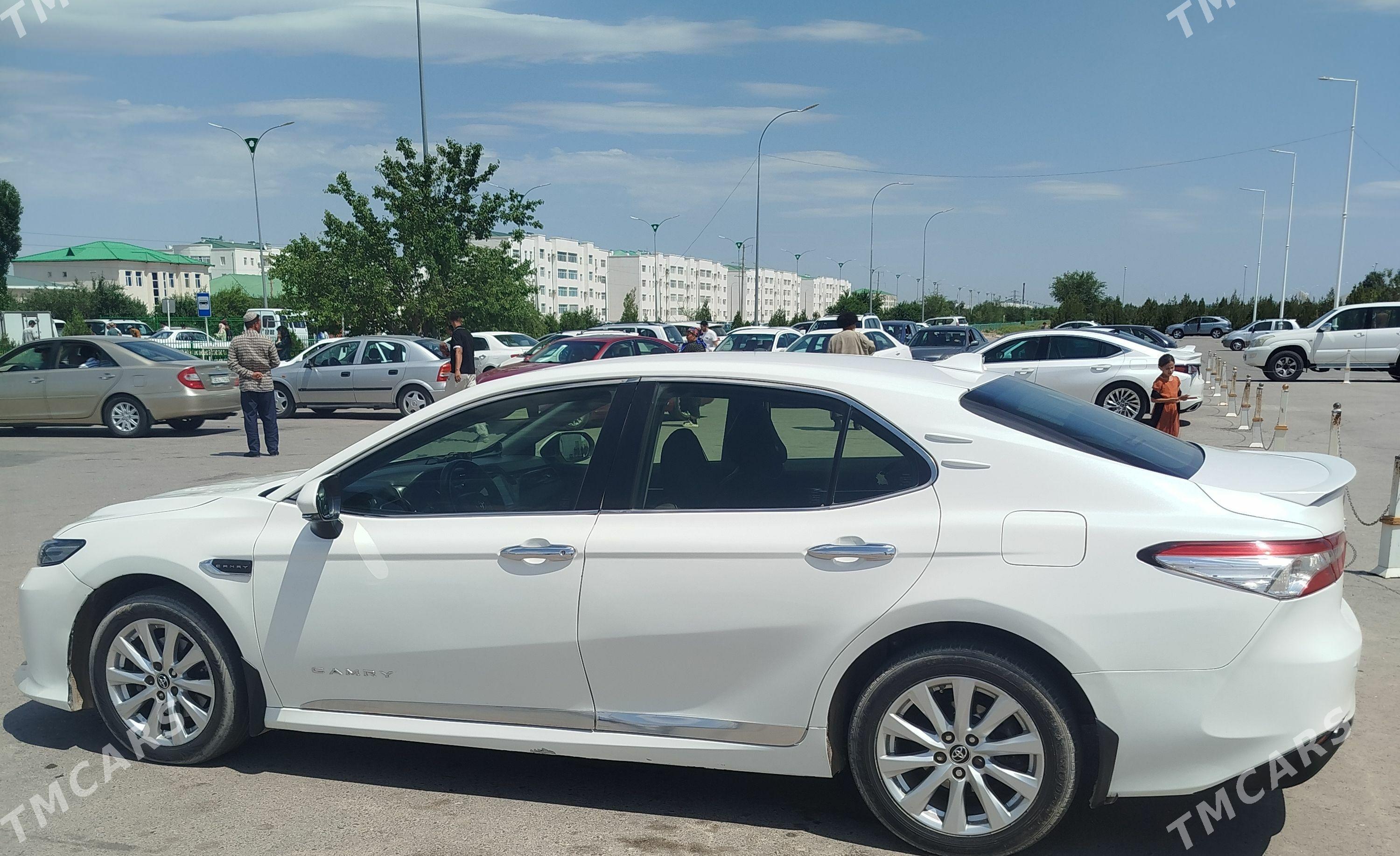 Toyota Camry 2019 - 265 000 TMT - Köneürgenç - img 1
