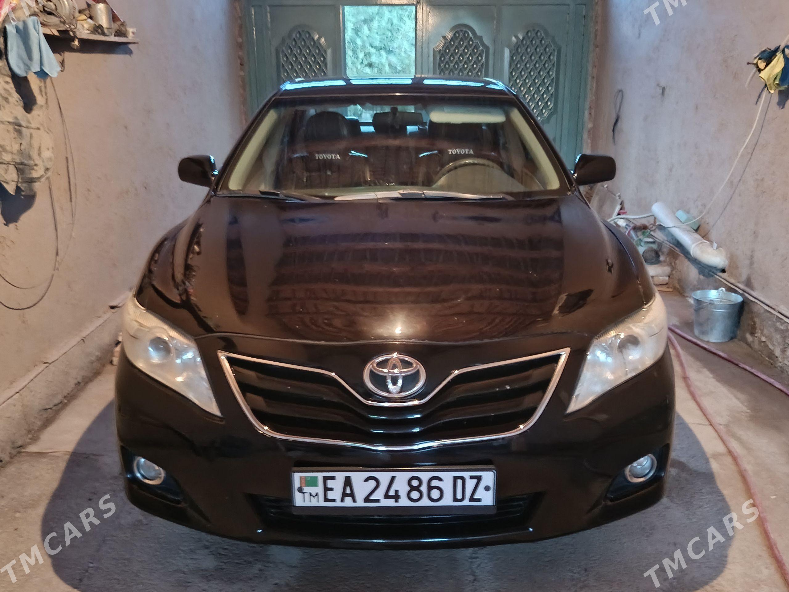 Toyota Camry 2009 - 230 000 TMT - Кёнеургенч - img 1