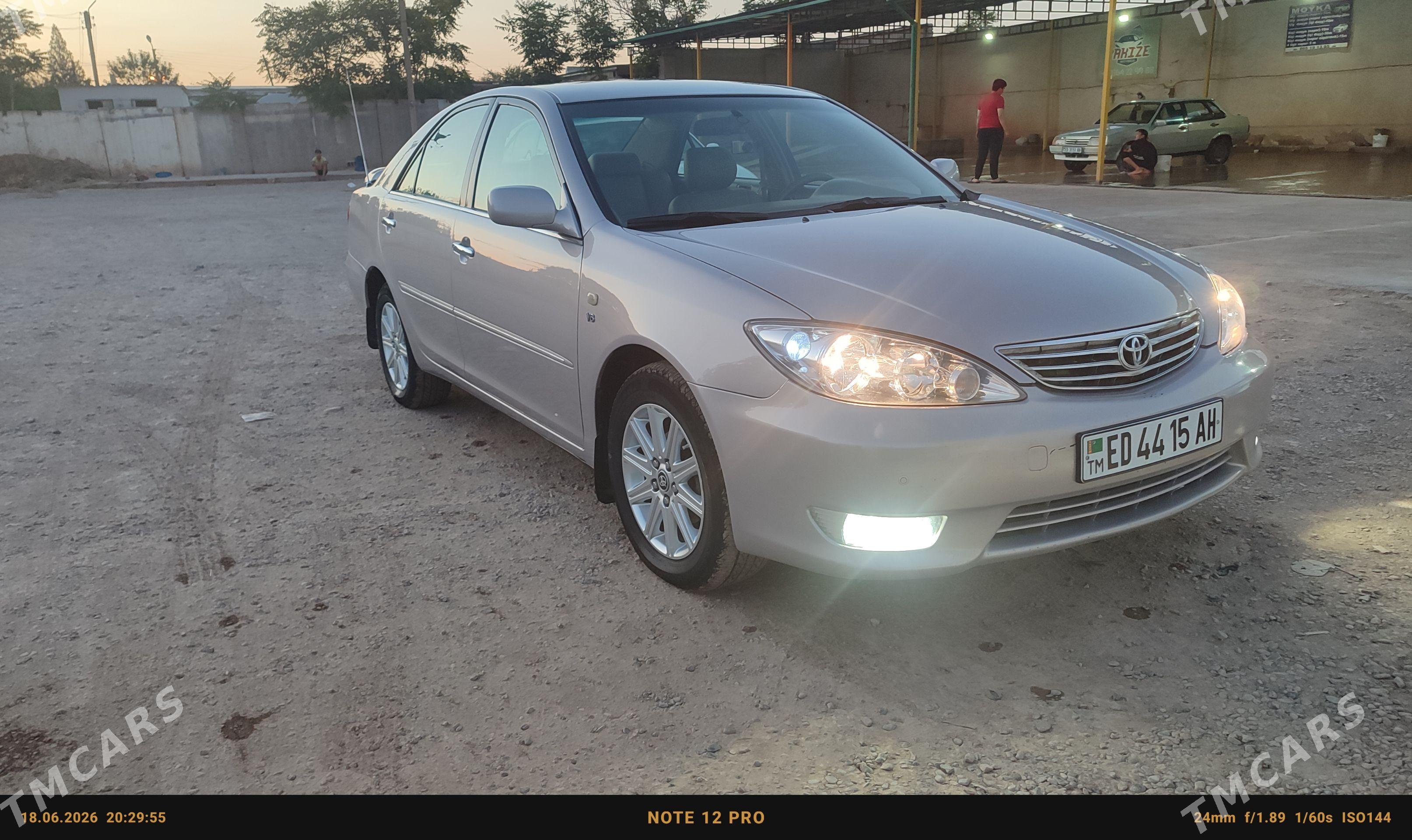 Toyota Camry 2004 - 220 000 TMT - Теджен - img 1