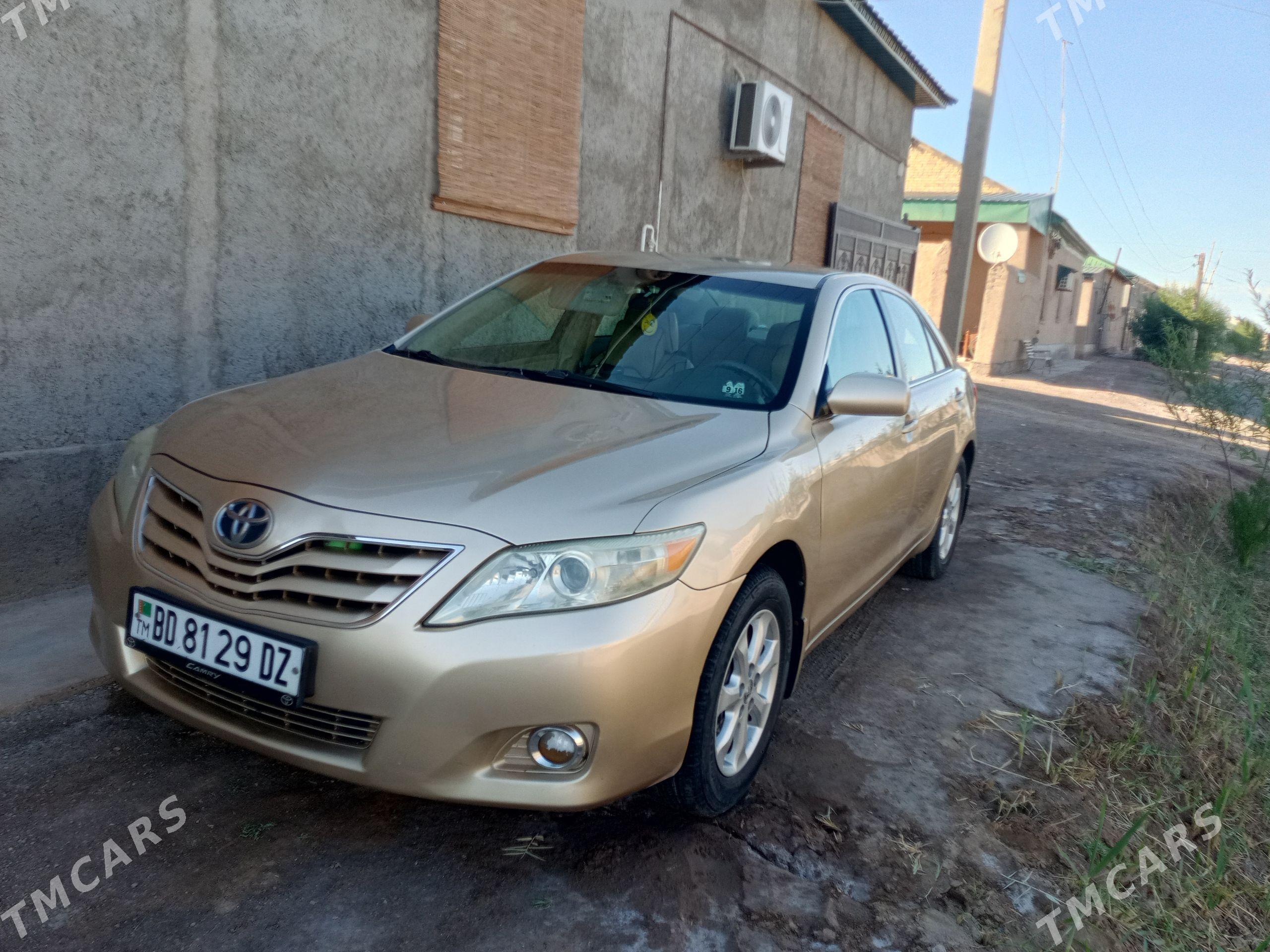 Toyota Camry 2011 - 240 000 TMT - Türkmenbaşy etr. - img 1