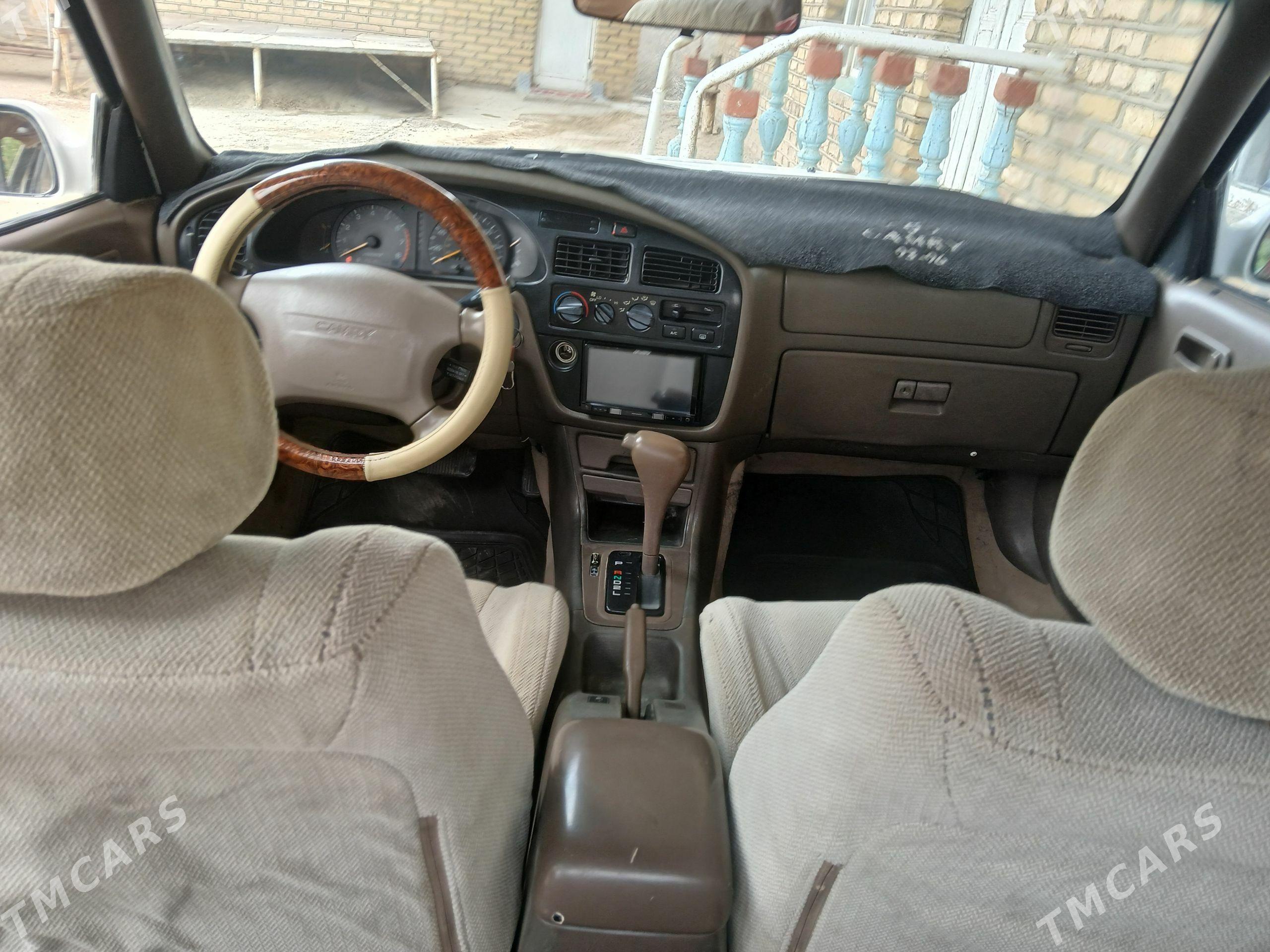 Toyota Camry 1996 - 115 000 TMT - Mary - img 1