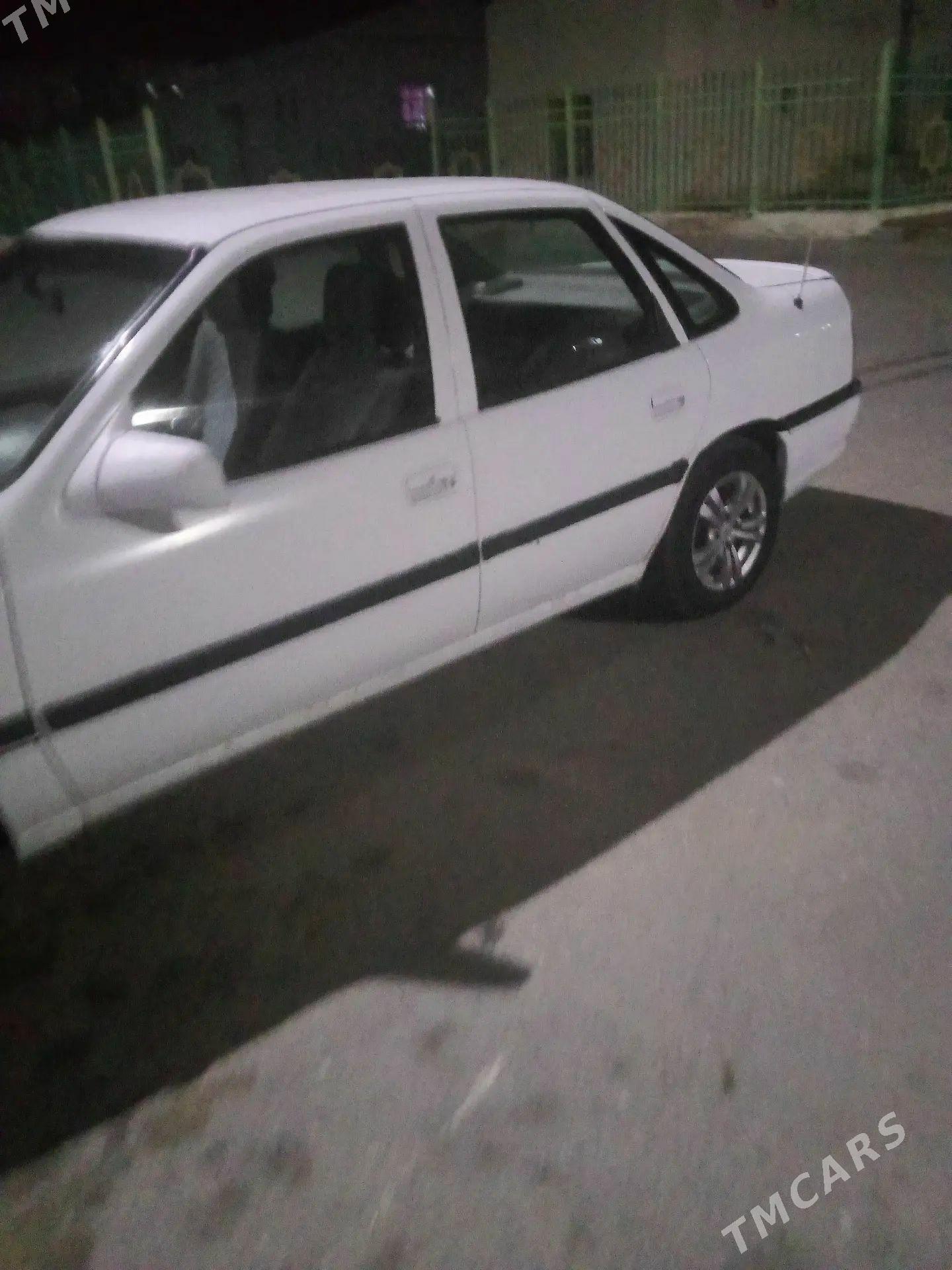 Opel Vectra 1992 - 35 000 TMT - Туркменбаши - img 1