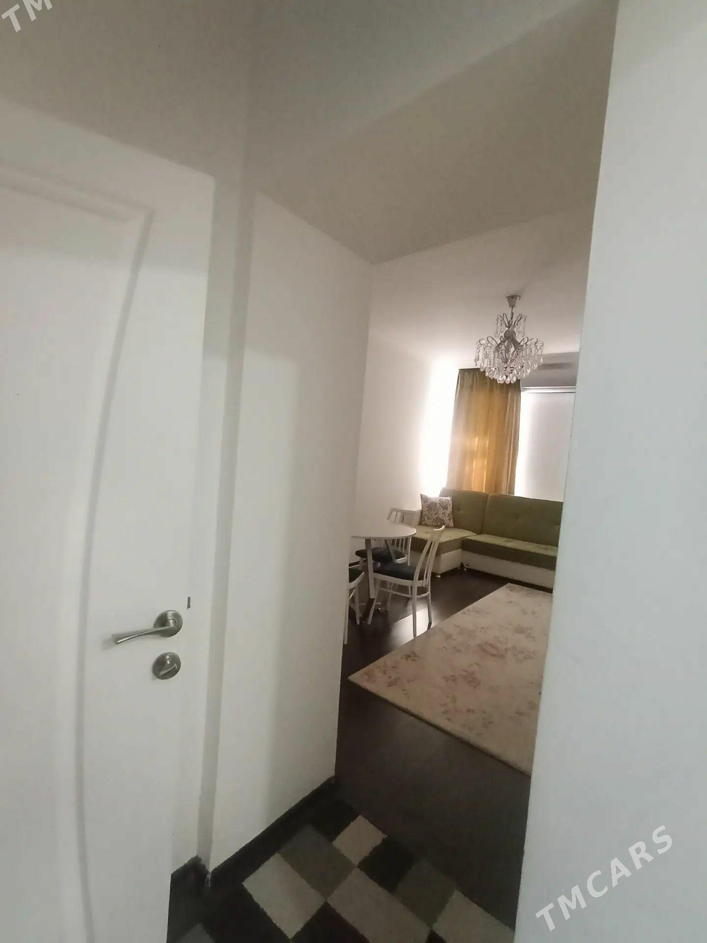 ПРОДАЁТСЯ КВАРТИРА - Türkmenbaşy - img 1