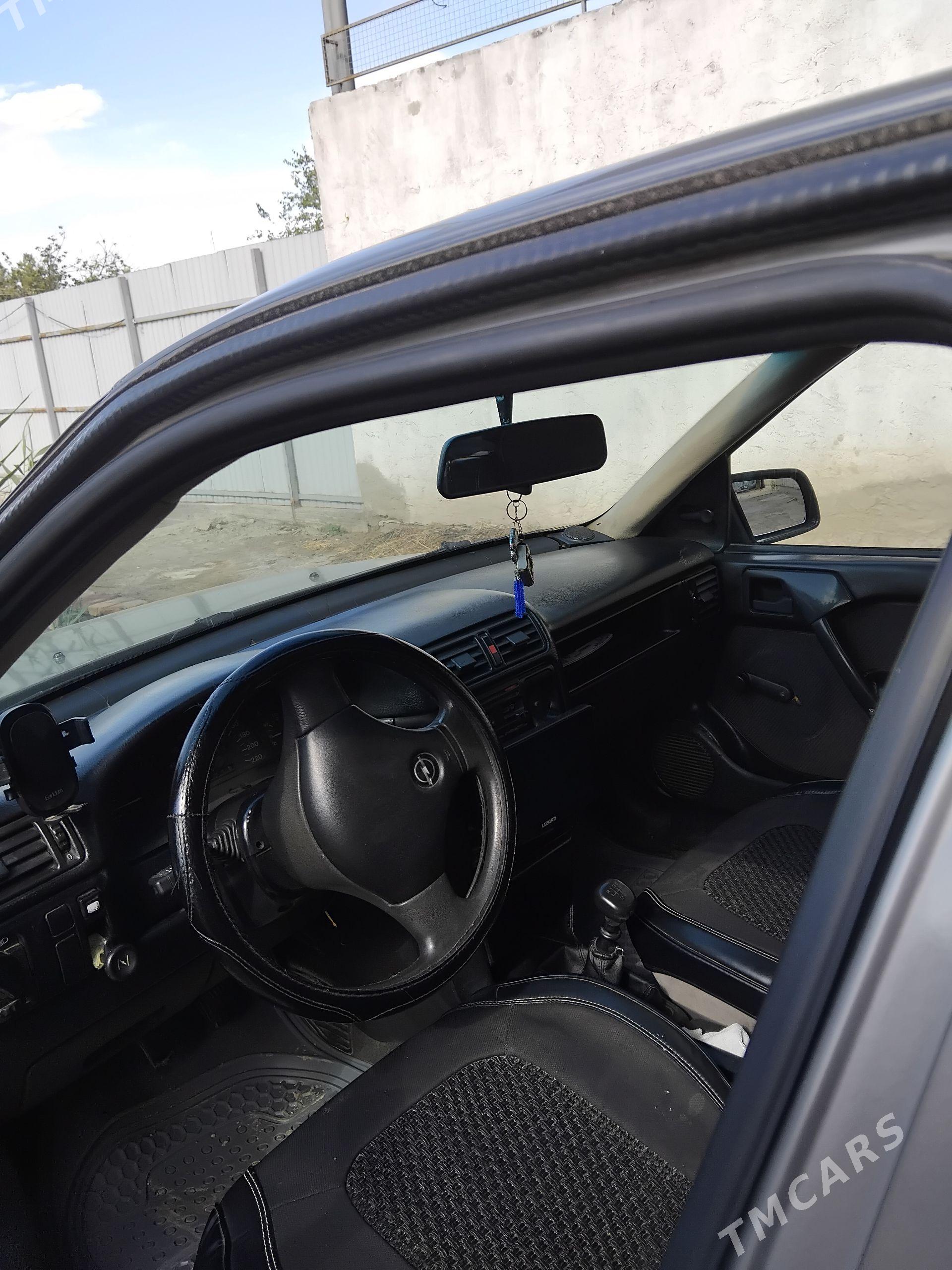 Opel Vectra 1992 - 32 000 TMT - Türkmenabat - img 1