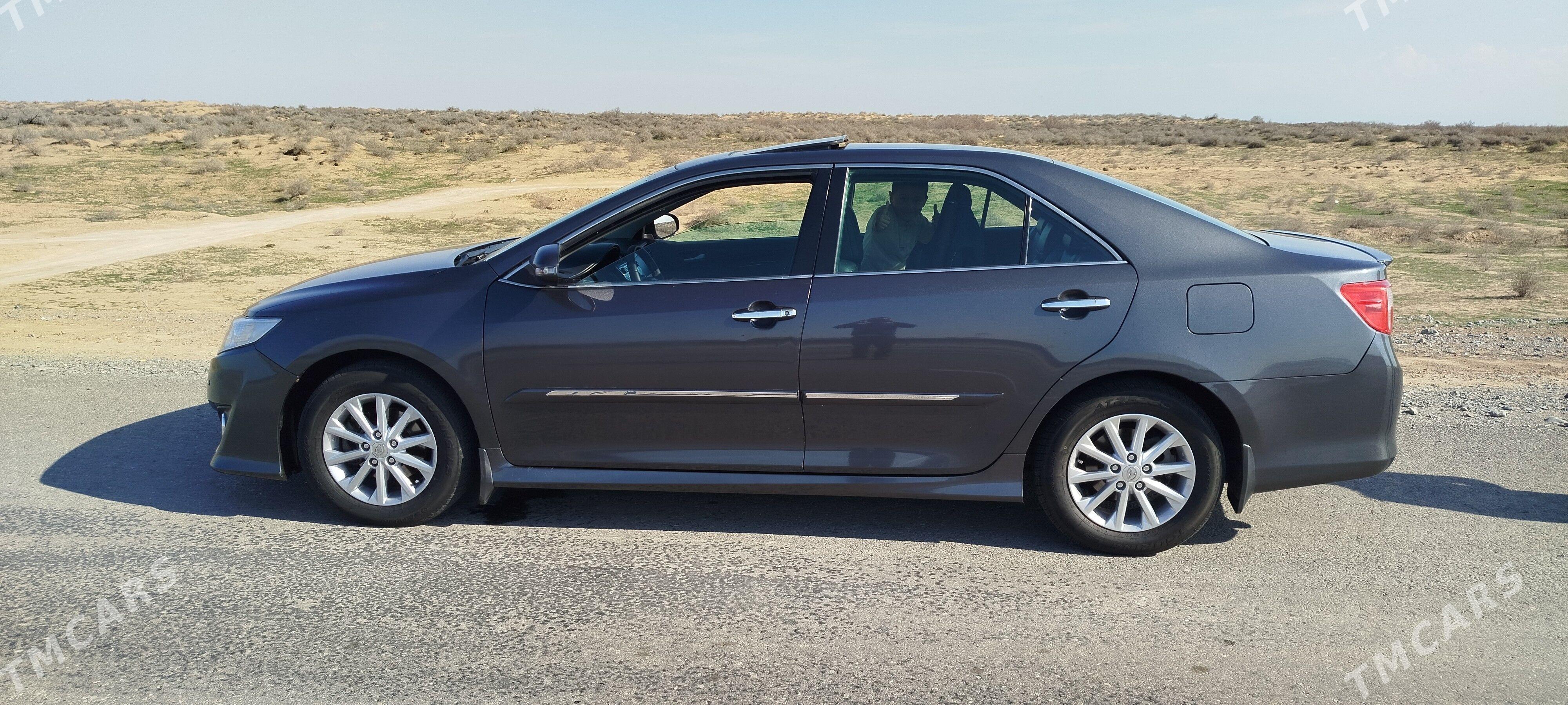 Toyota Camry 2012 - 300 000 TMT - Гороглы (Тагта) - img 1