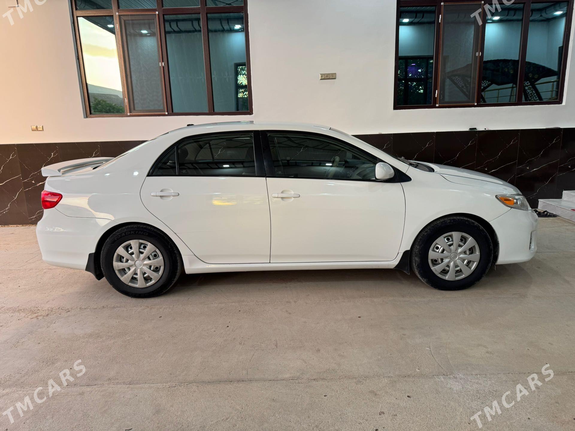 Toyota Corolla 2012 - 190 000 TMT - Койтендаг - img 1