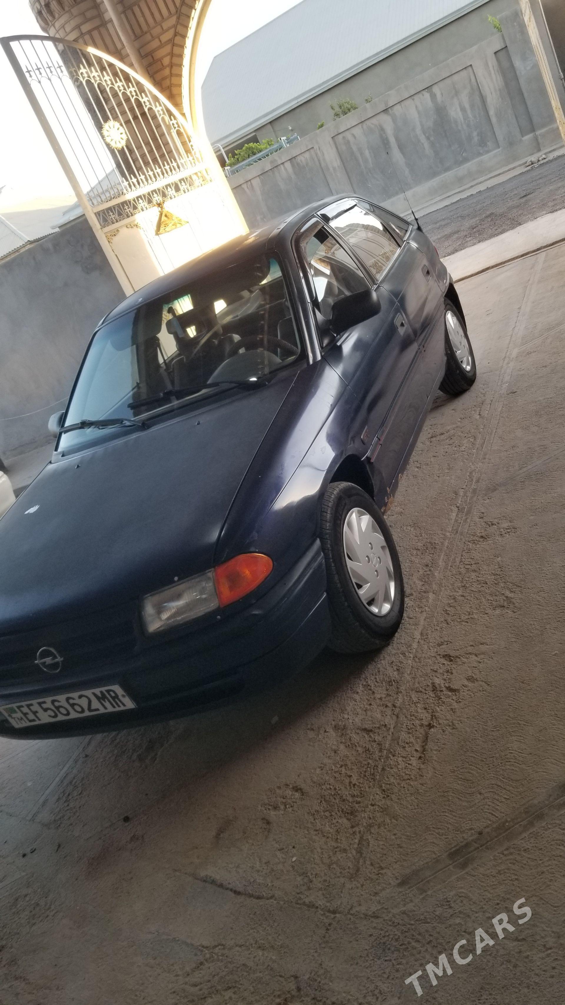 Opel Astra 1992 - 35 000 TMT - Mary - img 1