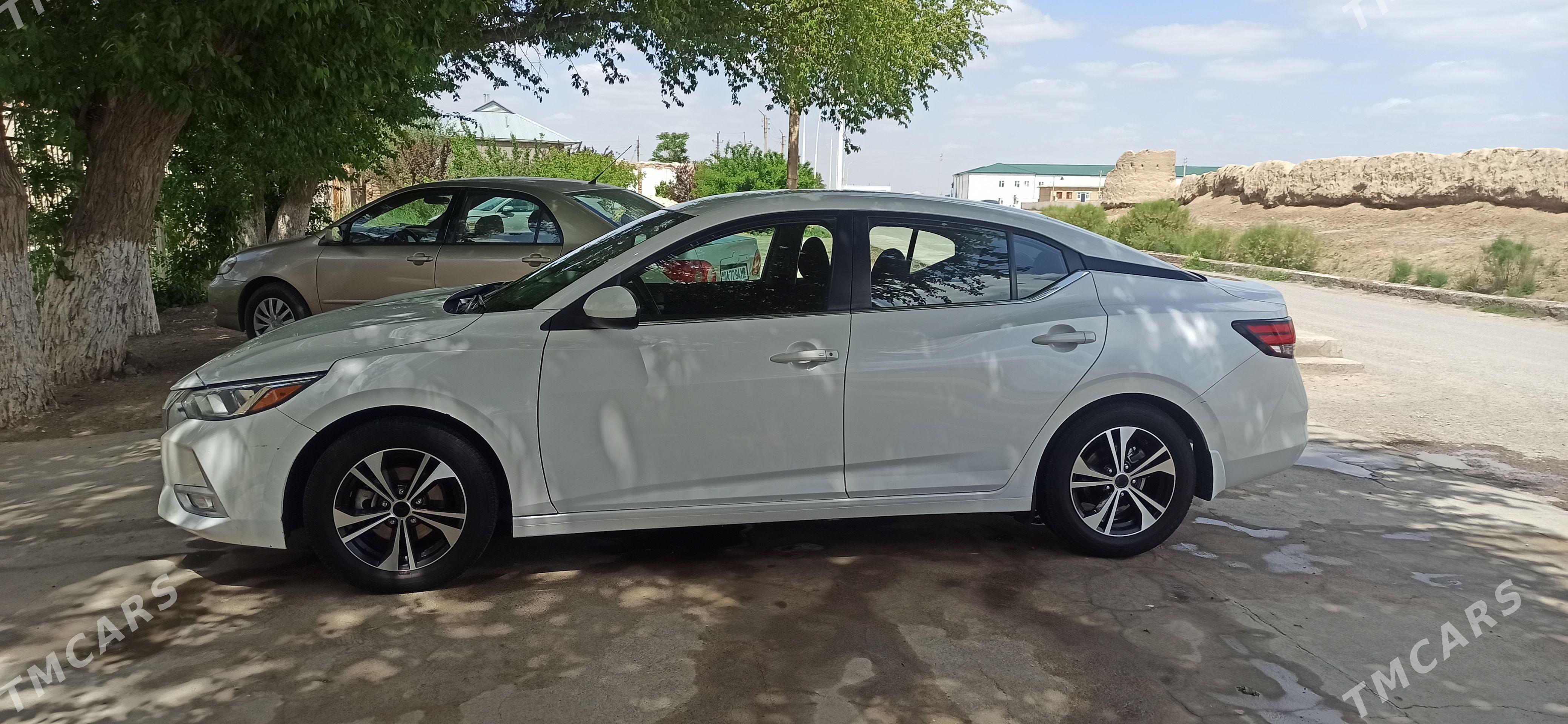 Nissan Sentra 2022 - 235 000 TMT - Garagum etraby - img 1