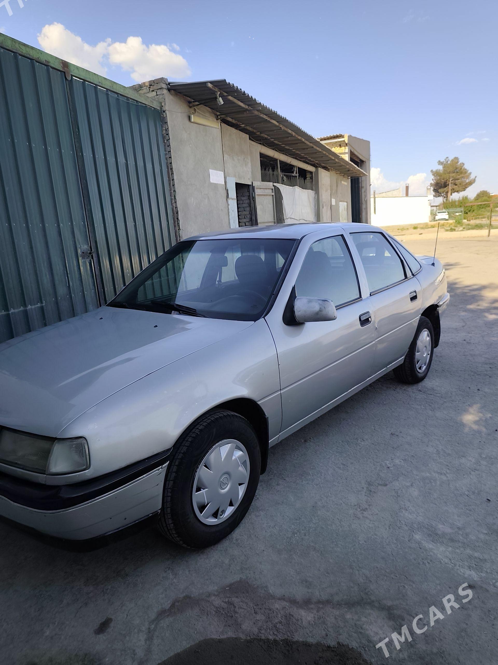 Opel Vectra 1991 - 29 000 TMT - Çärjew - img 1