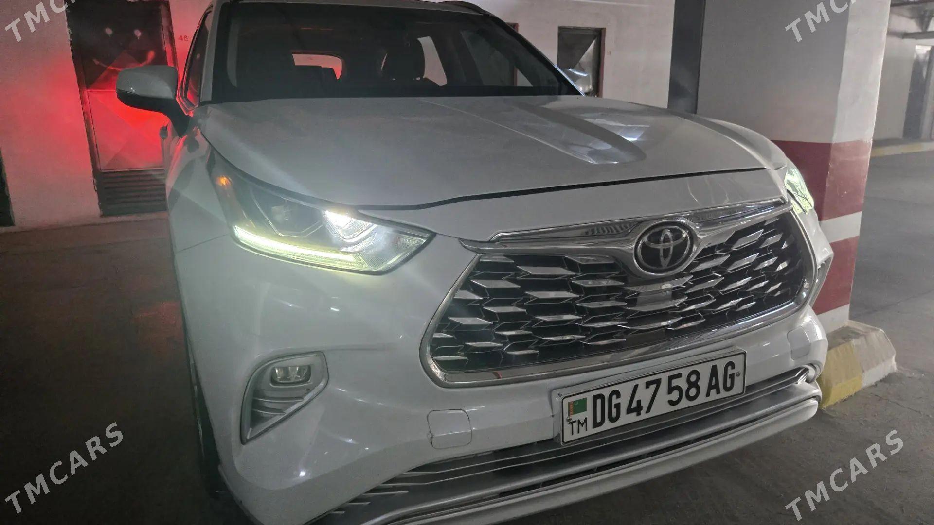 Toyota Highlander 2021 - 550 000 TMT - Ашхабад - img 1