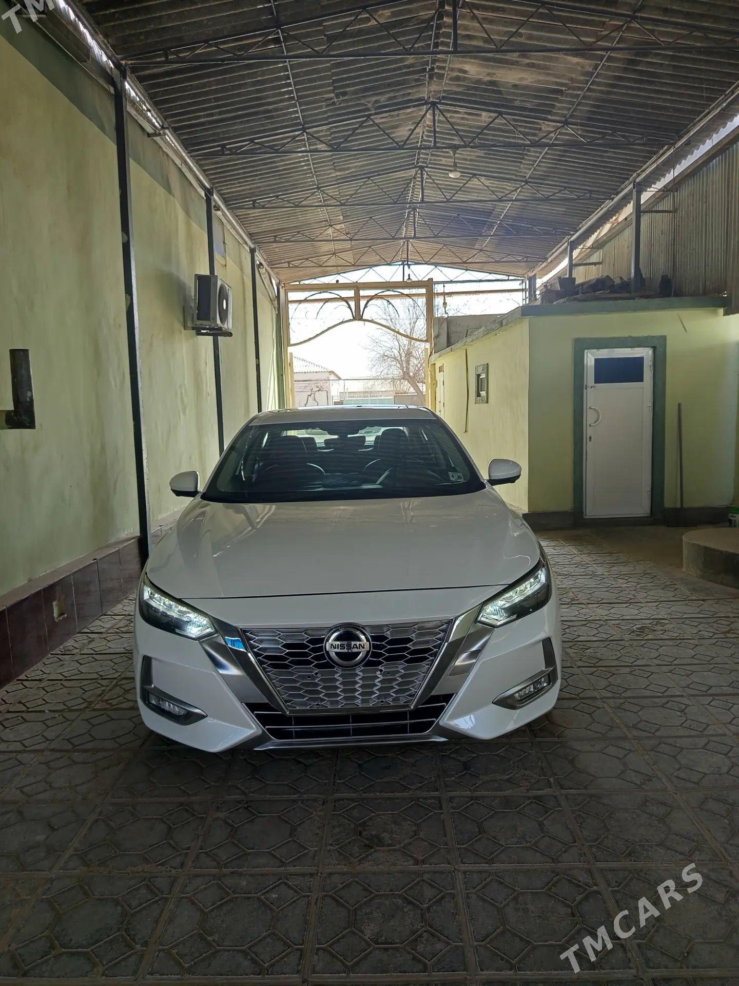 Nissan Sentra 2023 - 230 000 TMT - Änew - img 1