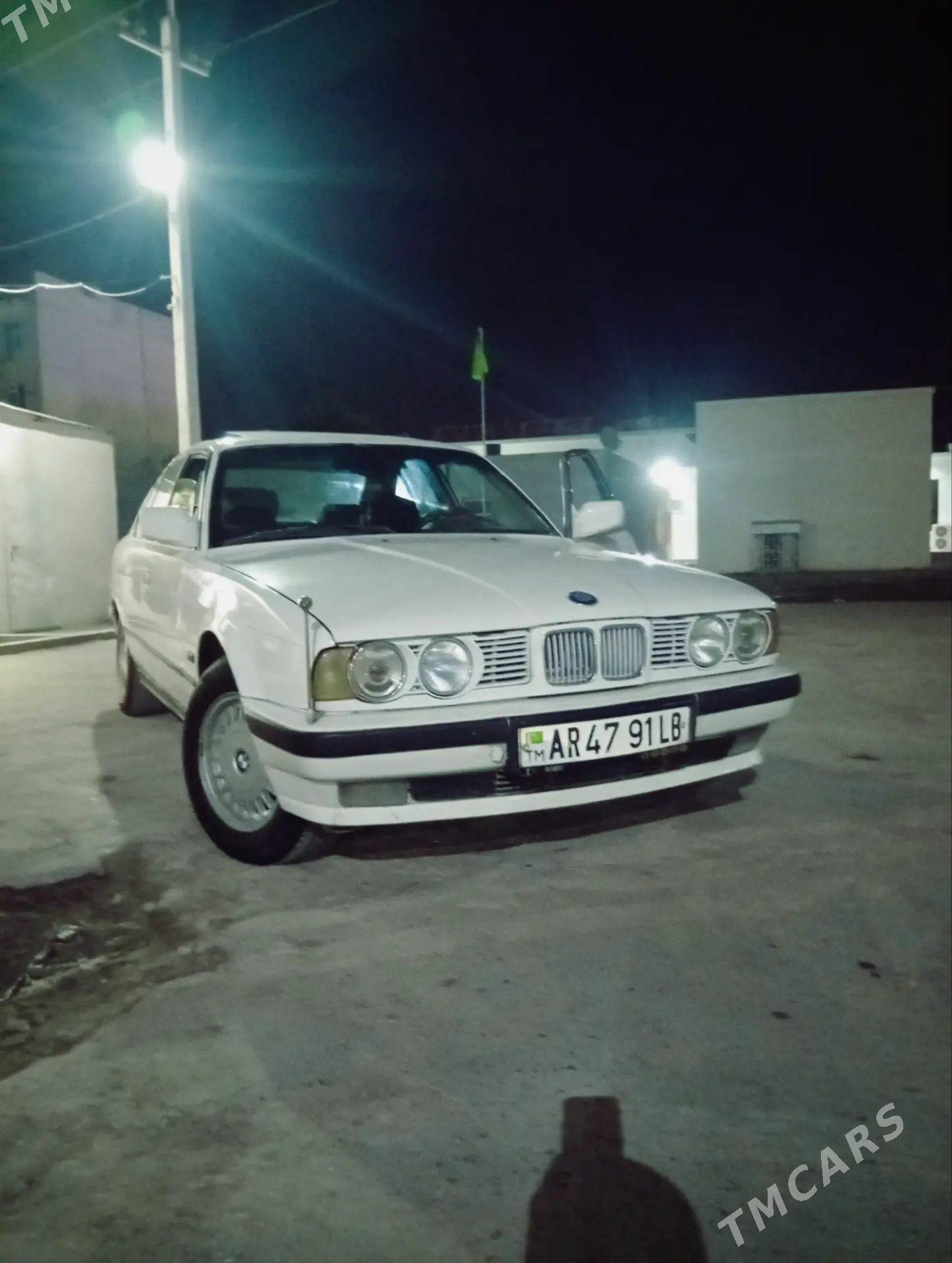 BMW 520 1989 - 62 000 TMT - Türkmenabat - img 1