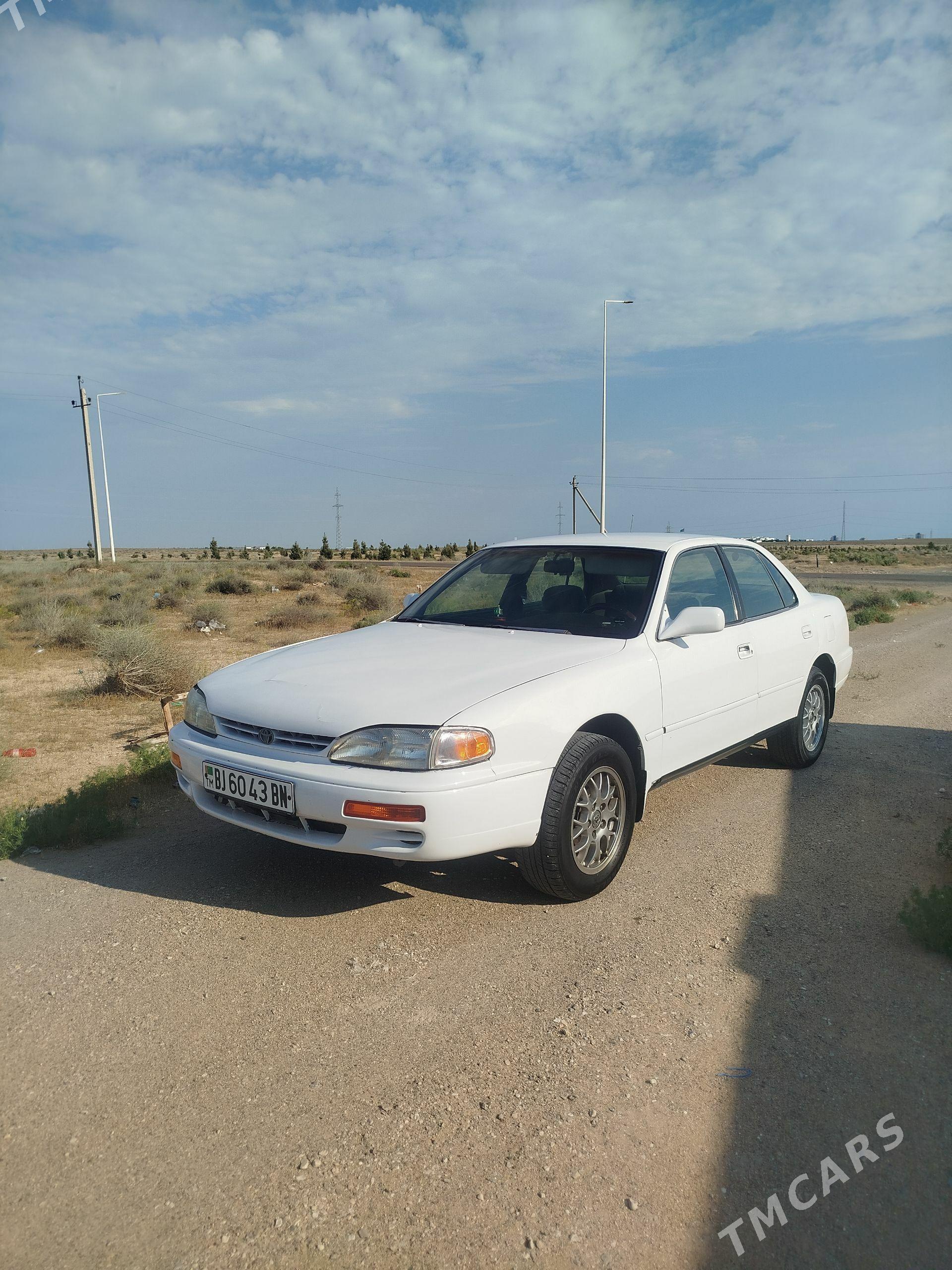 Toyota Camry 1993 - 100 000 TMT - Туркменбаши - img 1