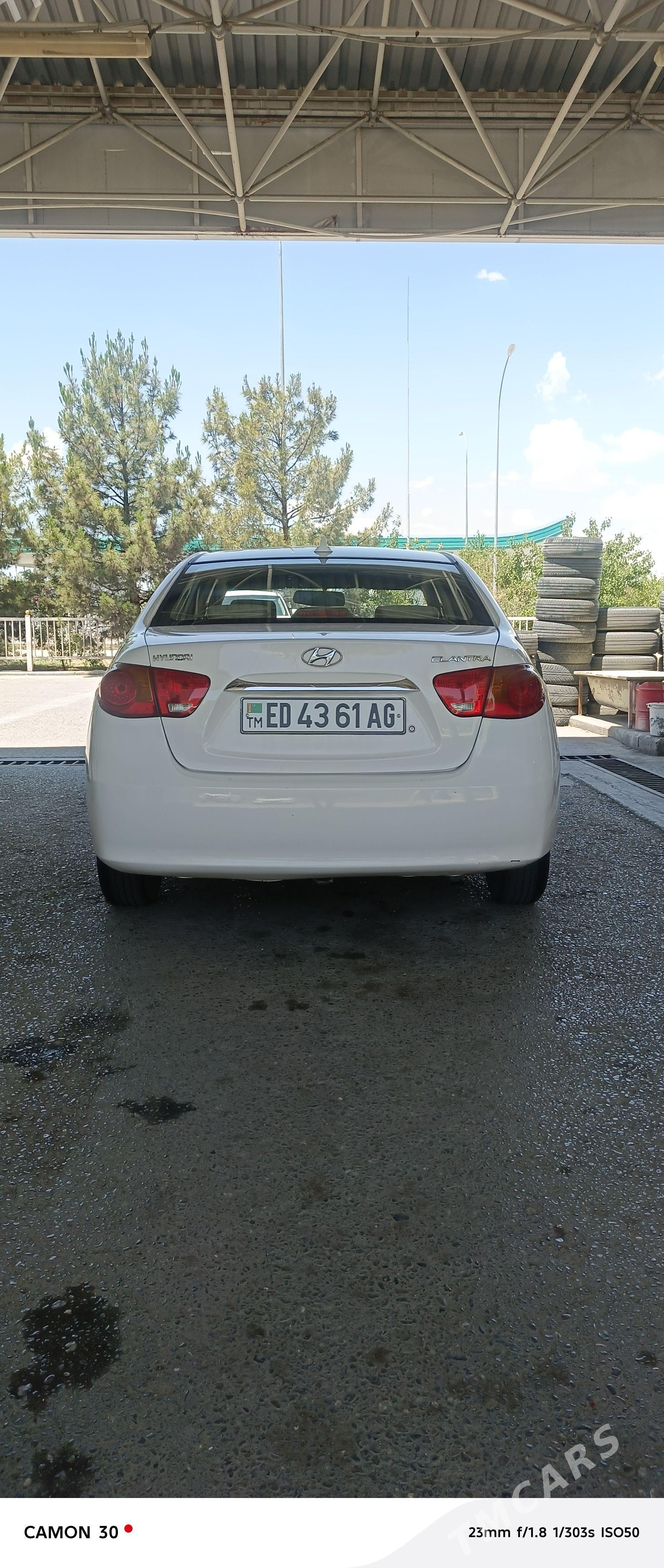 Hyundai Elantra 2010 - 139 000 TMT - Ашхабад - img 1