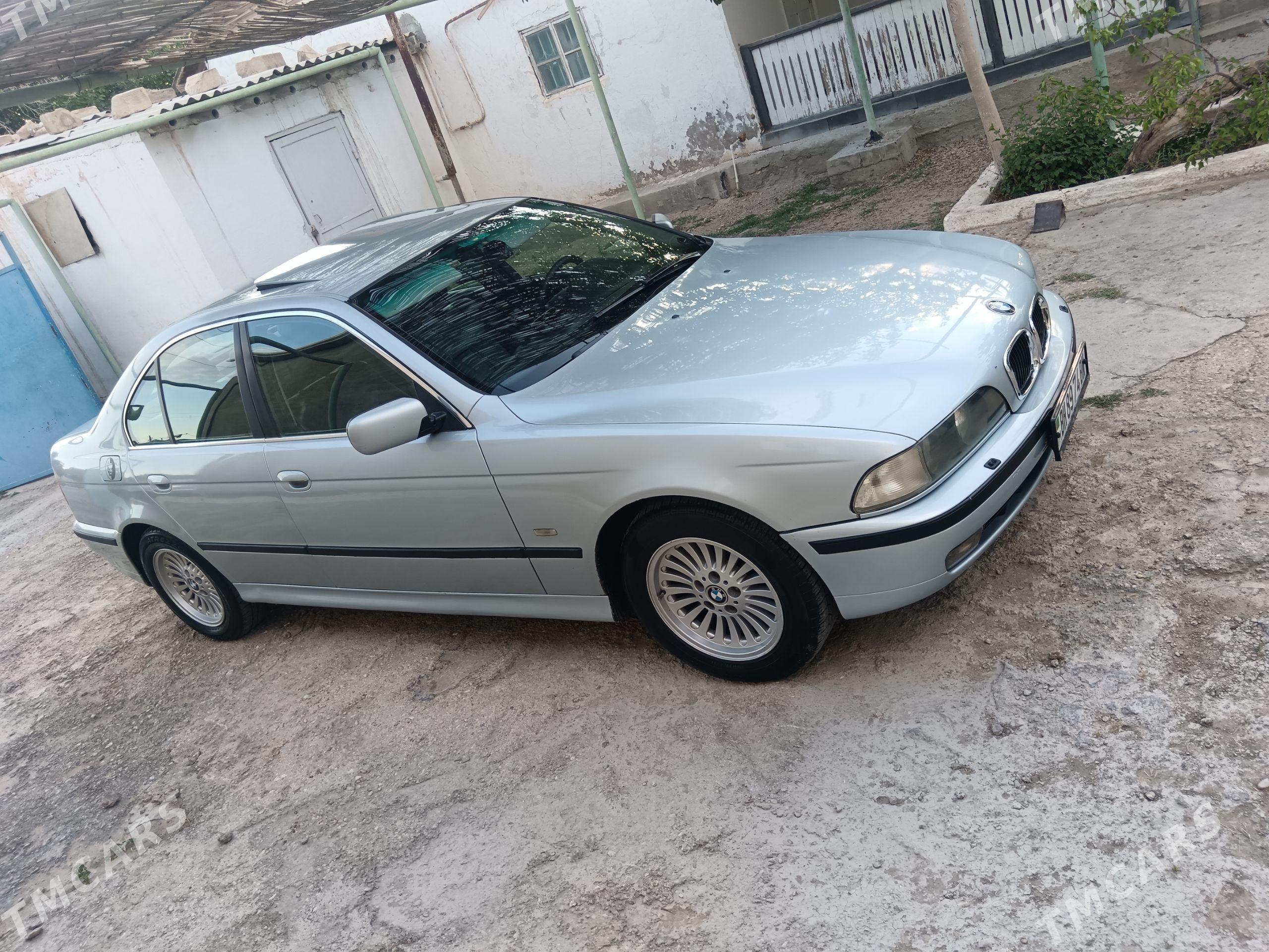 BMW E39 1997 - 110 000 TMT - Balkanabat - img 1