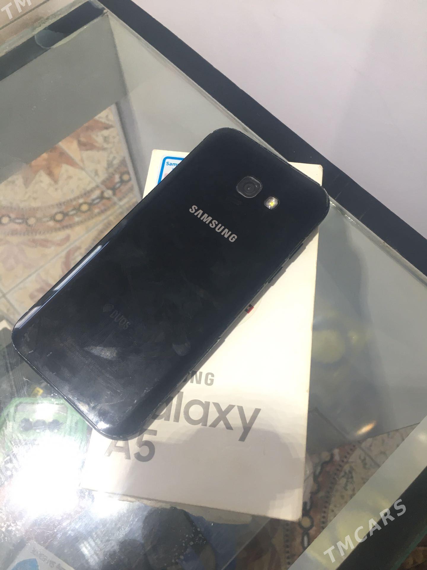 Galaxy A5 2017 - Sakarçäge - img 1