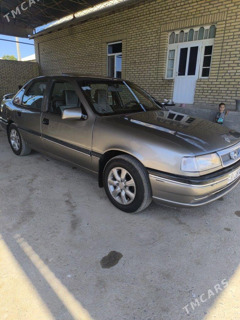 Opel Vectra 1992 - 39 000 TMT - Mary - img 1