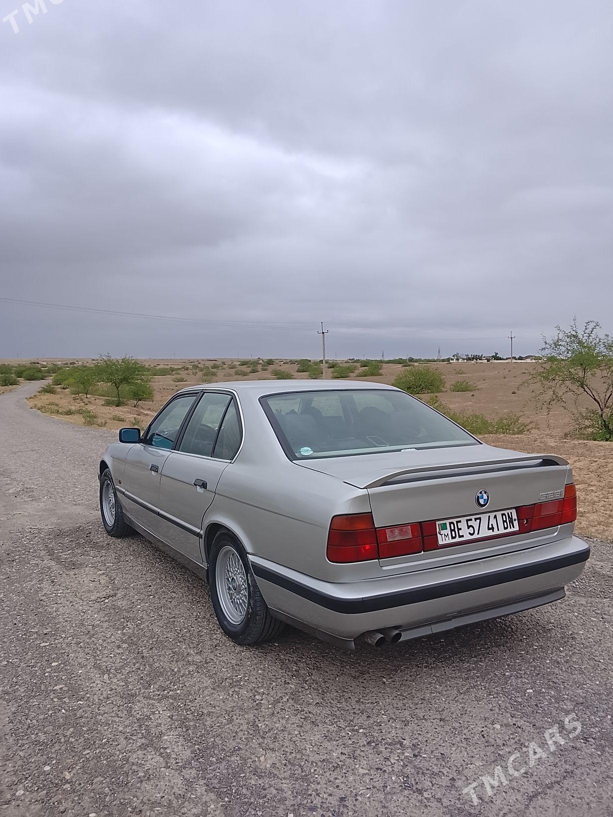BMW 525 1993 - 70 000 TMT - Etrek - img 1