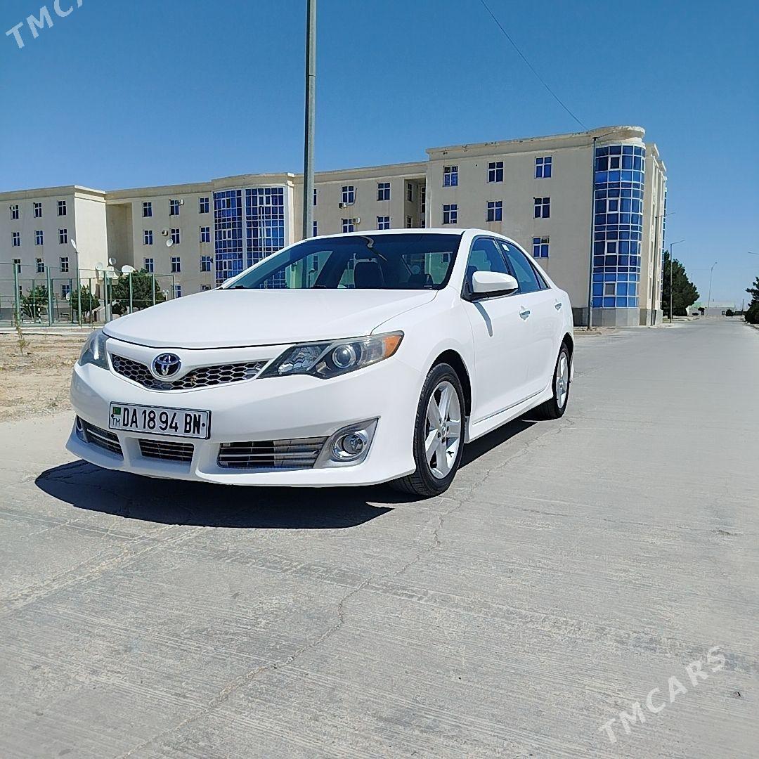 Toyota Camry 2013 - 260 000 TMT - Гызыларбат - img 1