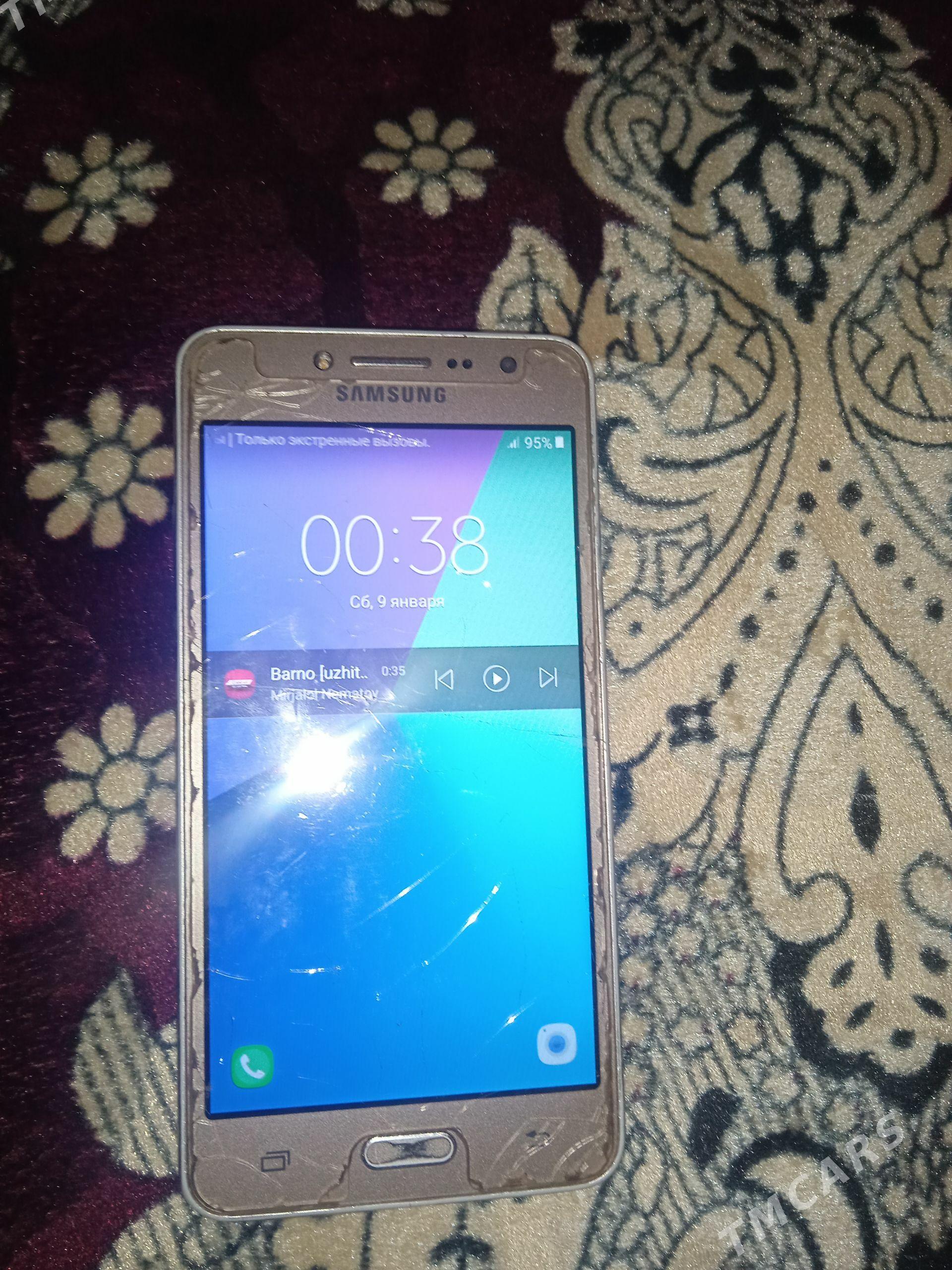 samsung j2 prime - Дянев - img 1