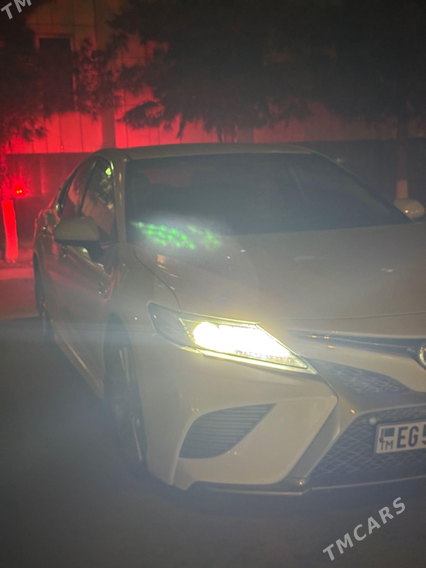Toyota Camry 2019 - 330 000 TMT - Aşgabat - img 1