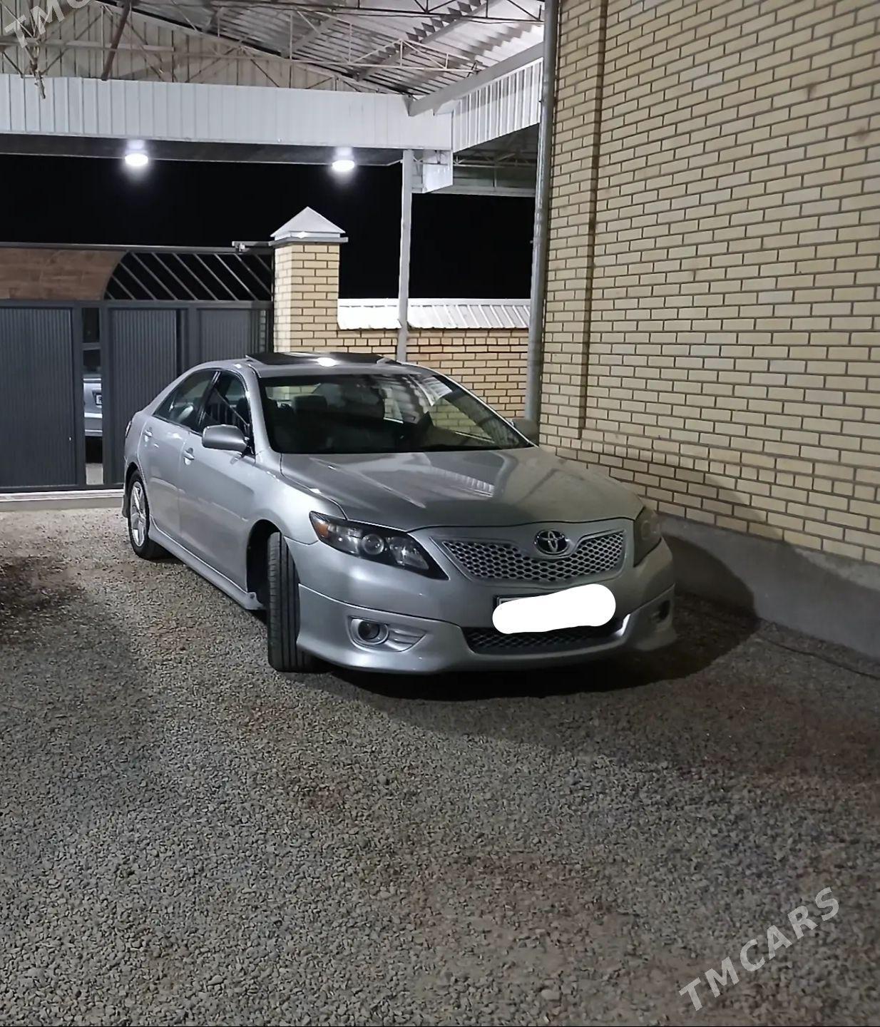 Toyota Camry 2010 - 248 000 TMT - Мары - img 1