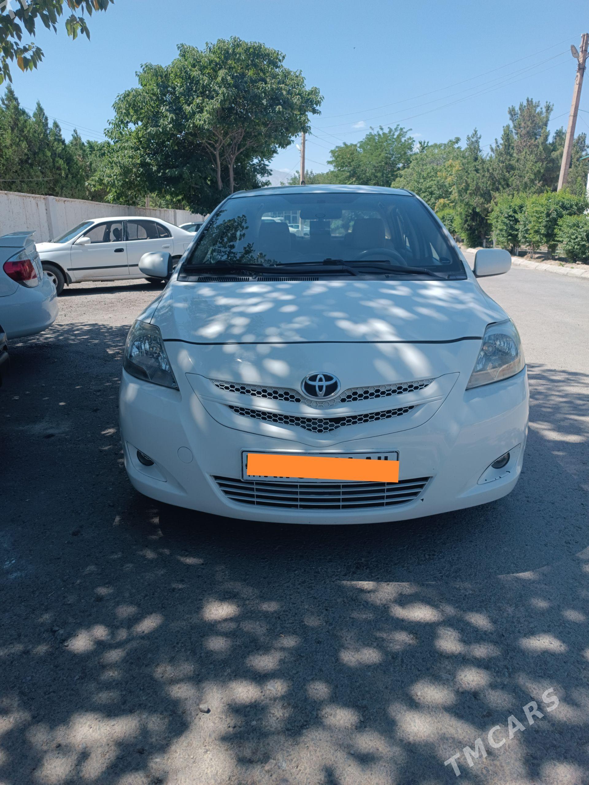 Toyota Yaris 2006 - 130 000 TMT - Гёкдепе - img 1